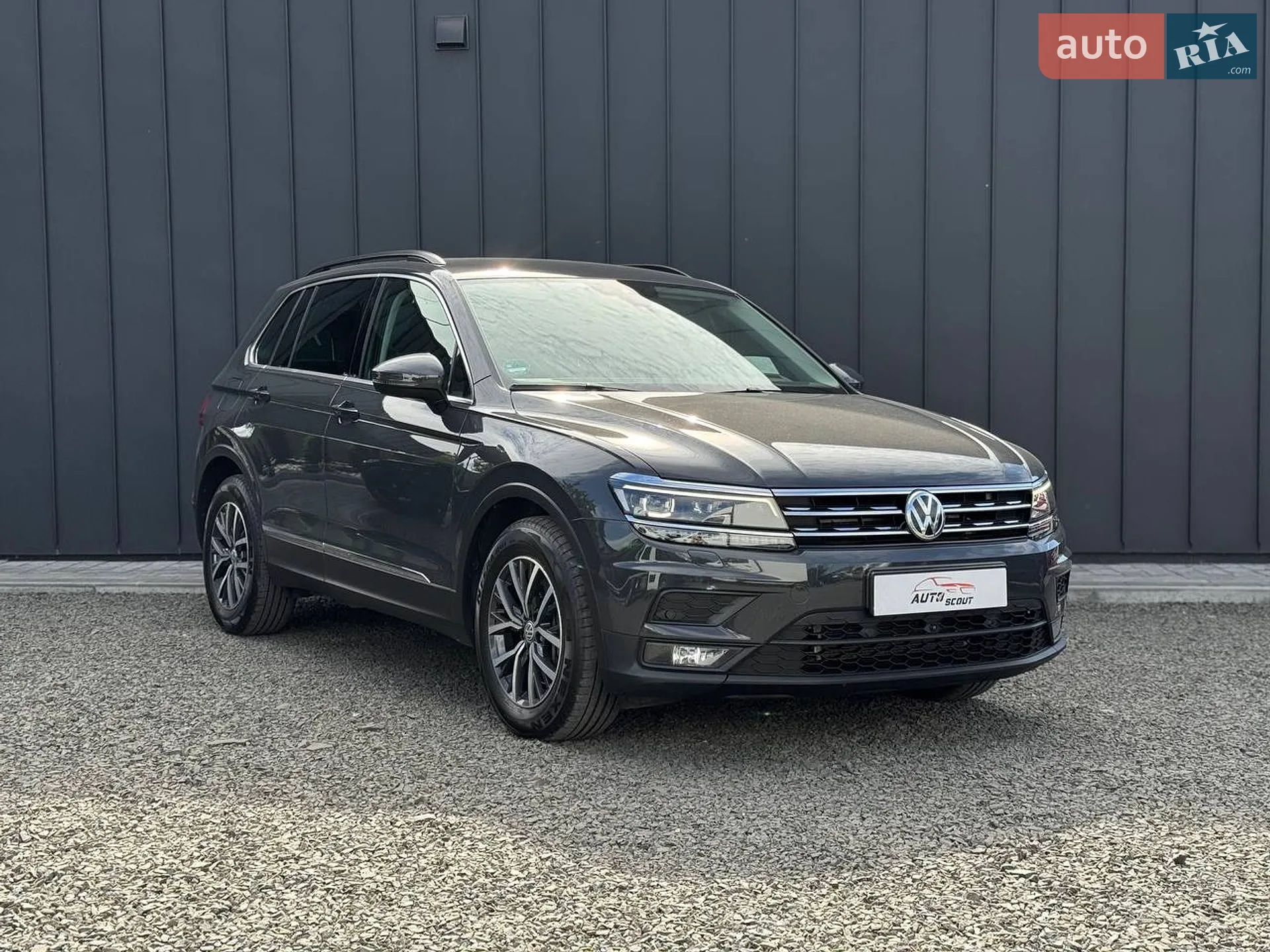 2017 Volkswagen Tiguan - мініатюра 3
