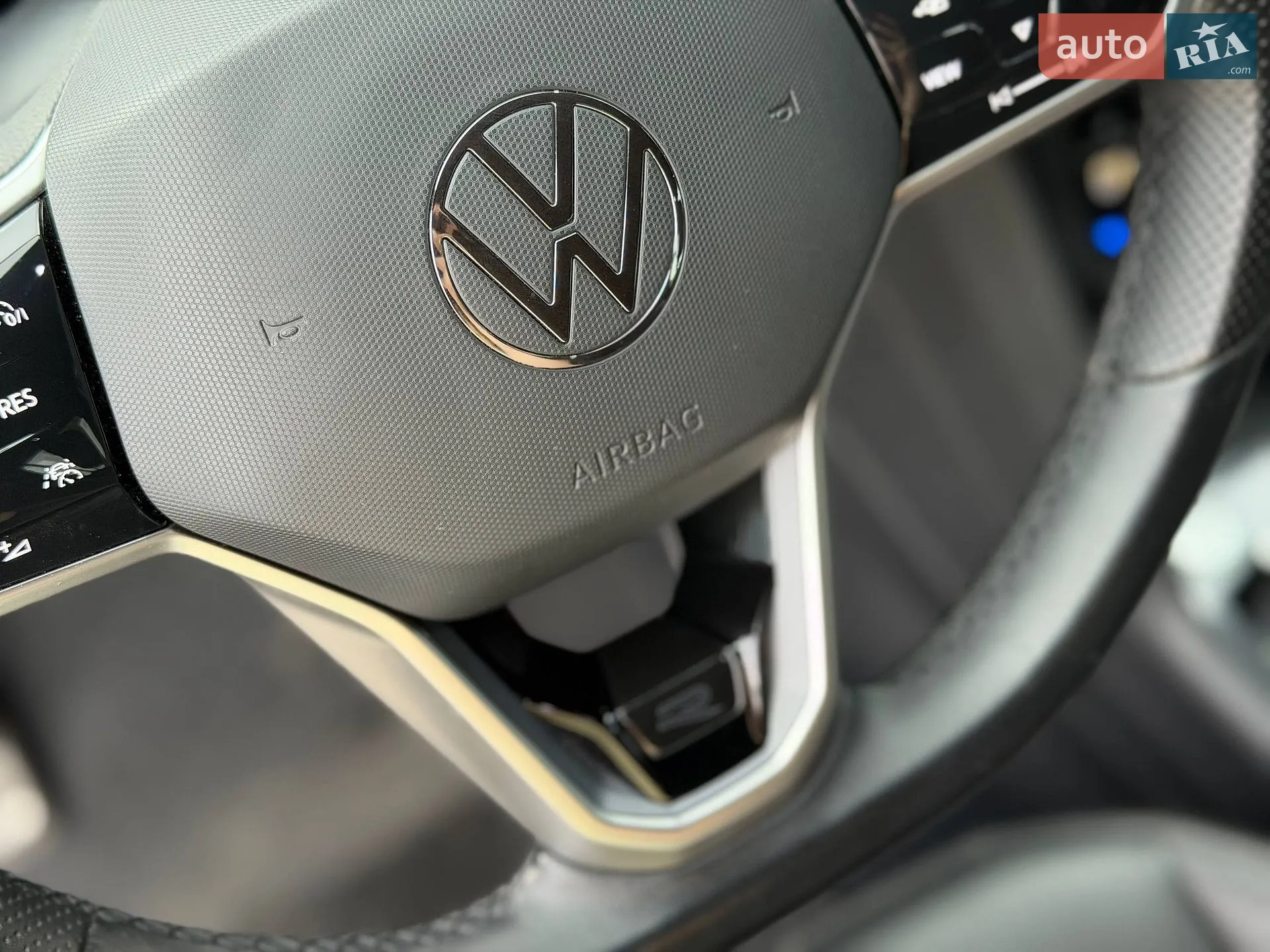 2022 Volkswagen Tiguan - мініатюра 19