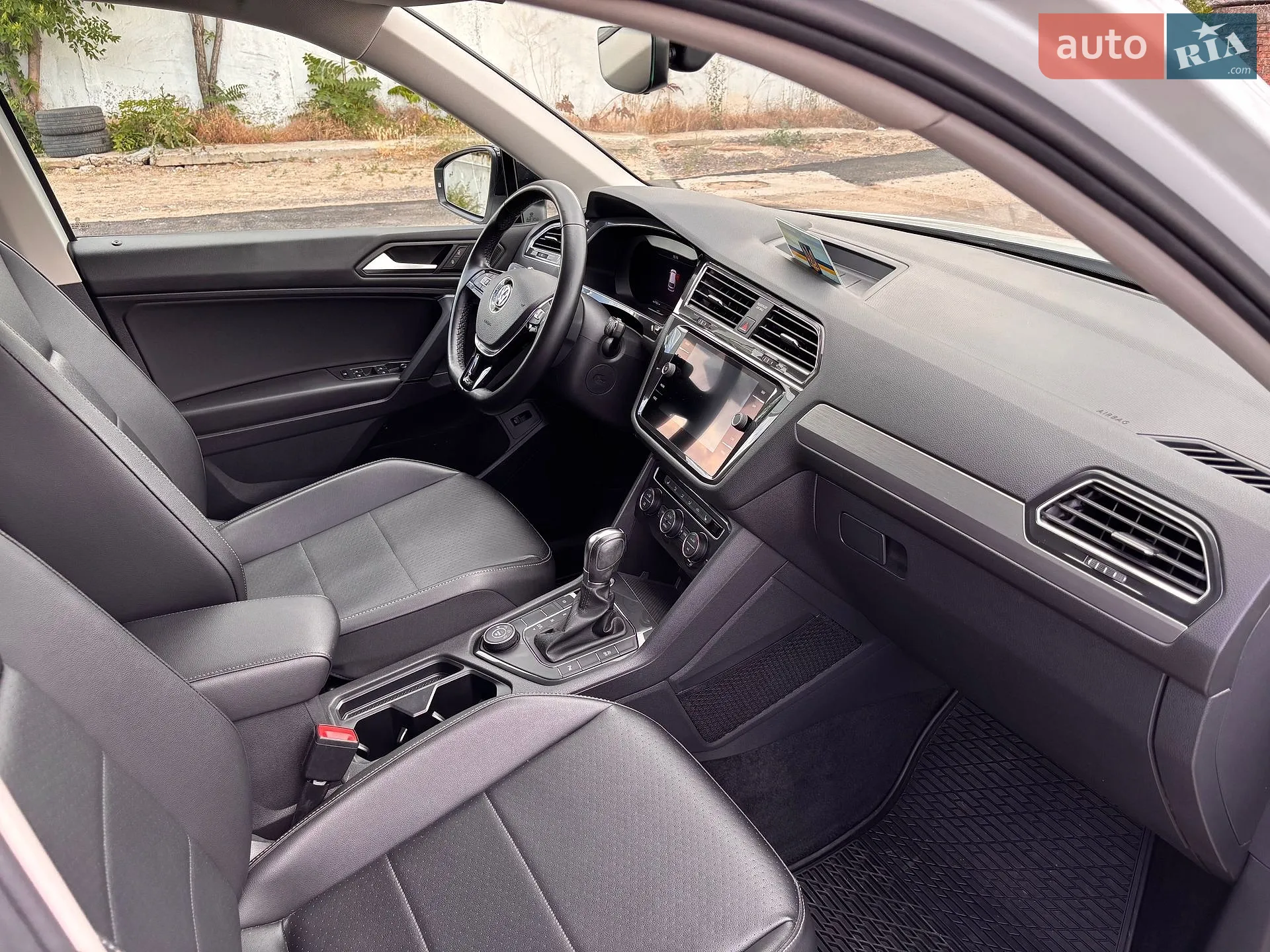 2018 Volkswagen Tiguan - мініатюра 10