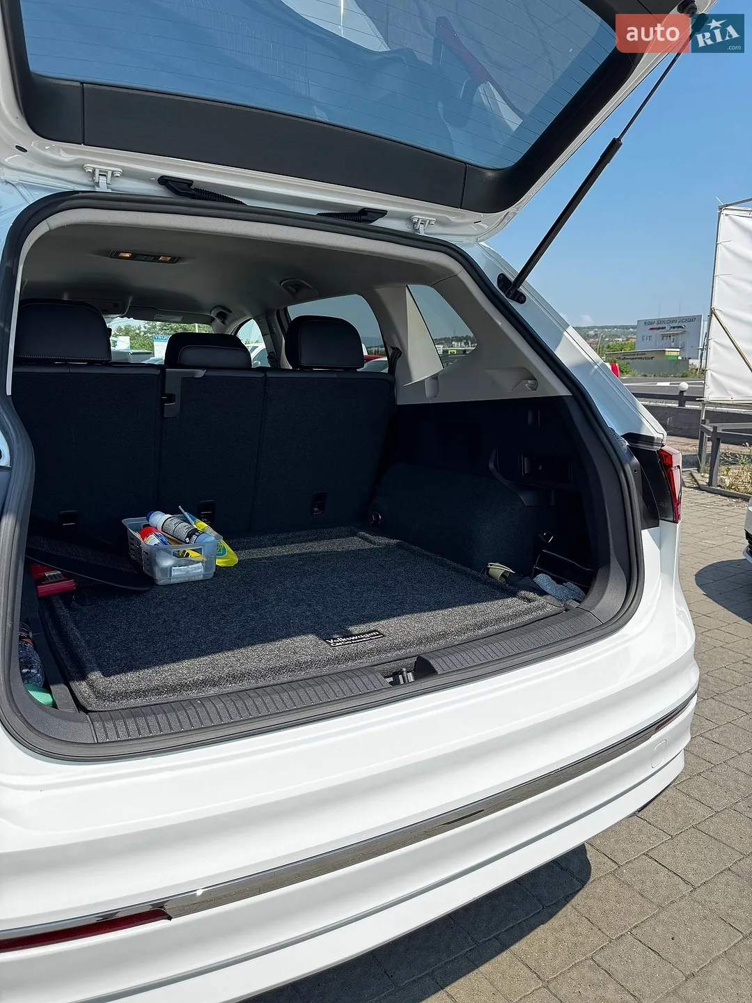 2020 Volkswagen Tiguan - мініатюра 10