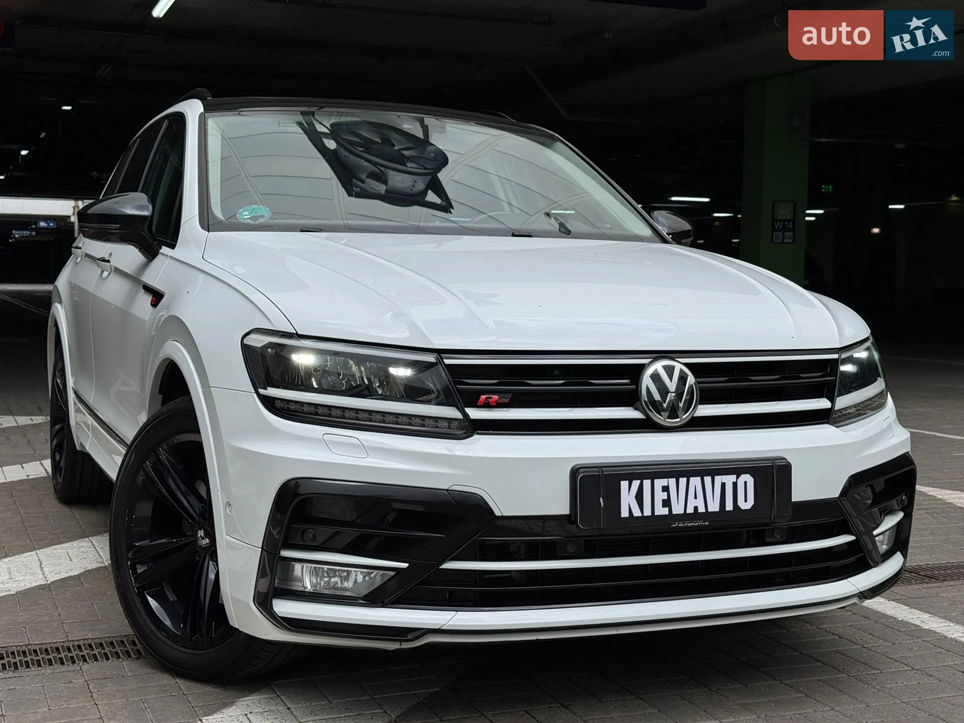 2017 Volkswagen Tiguan - мініатюра 4
