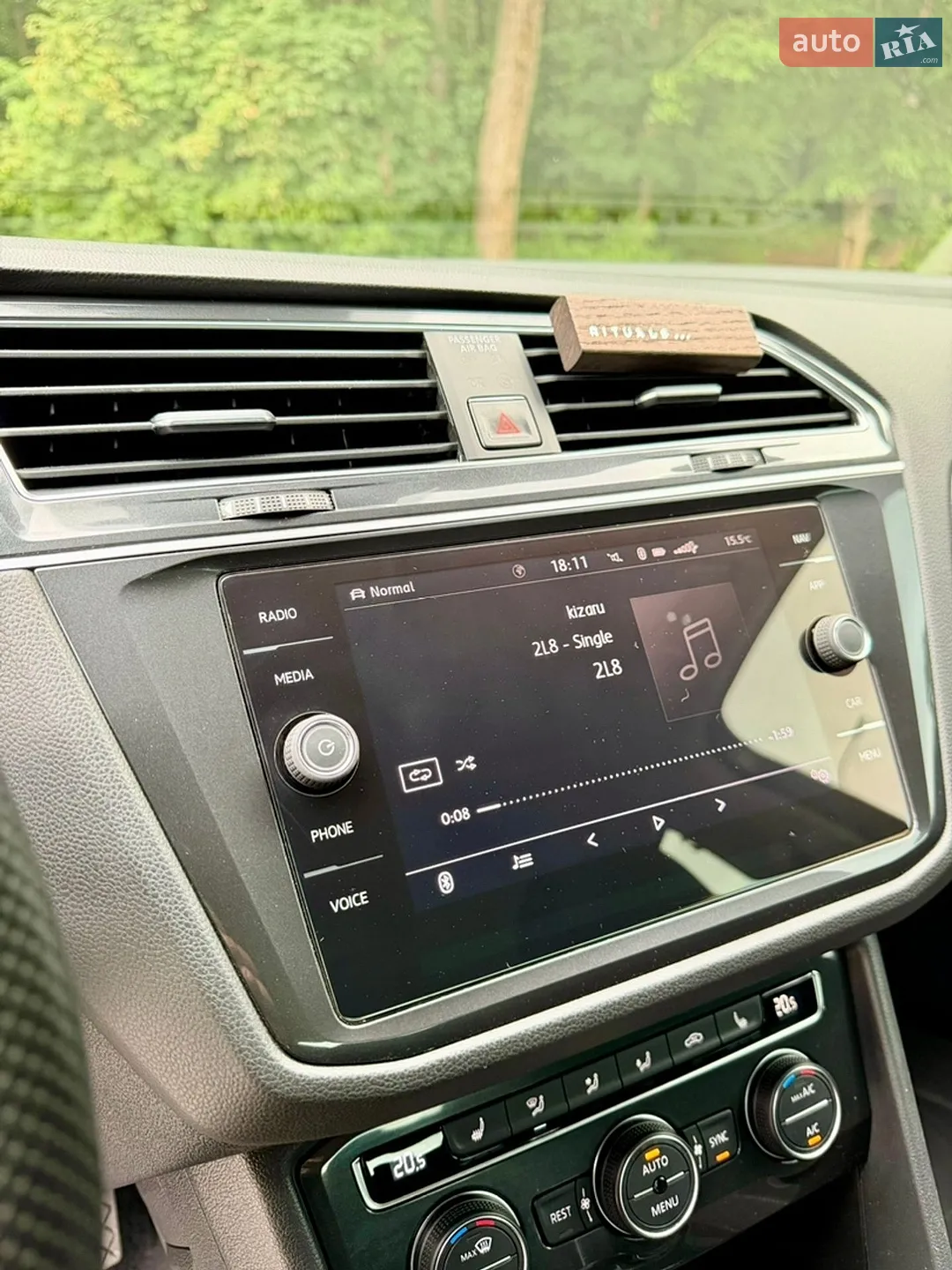 2017 Volkswagen Tiguan - мініатюра 33