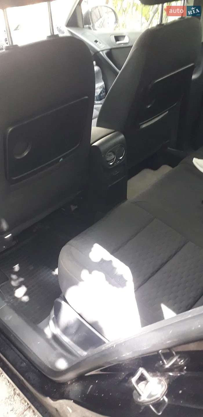 2011 Volkswagen Tiguan - мініатюра 5