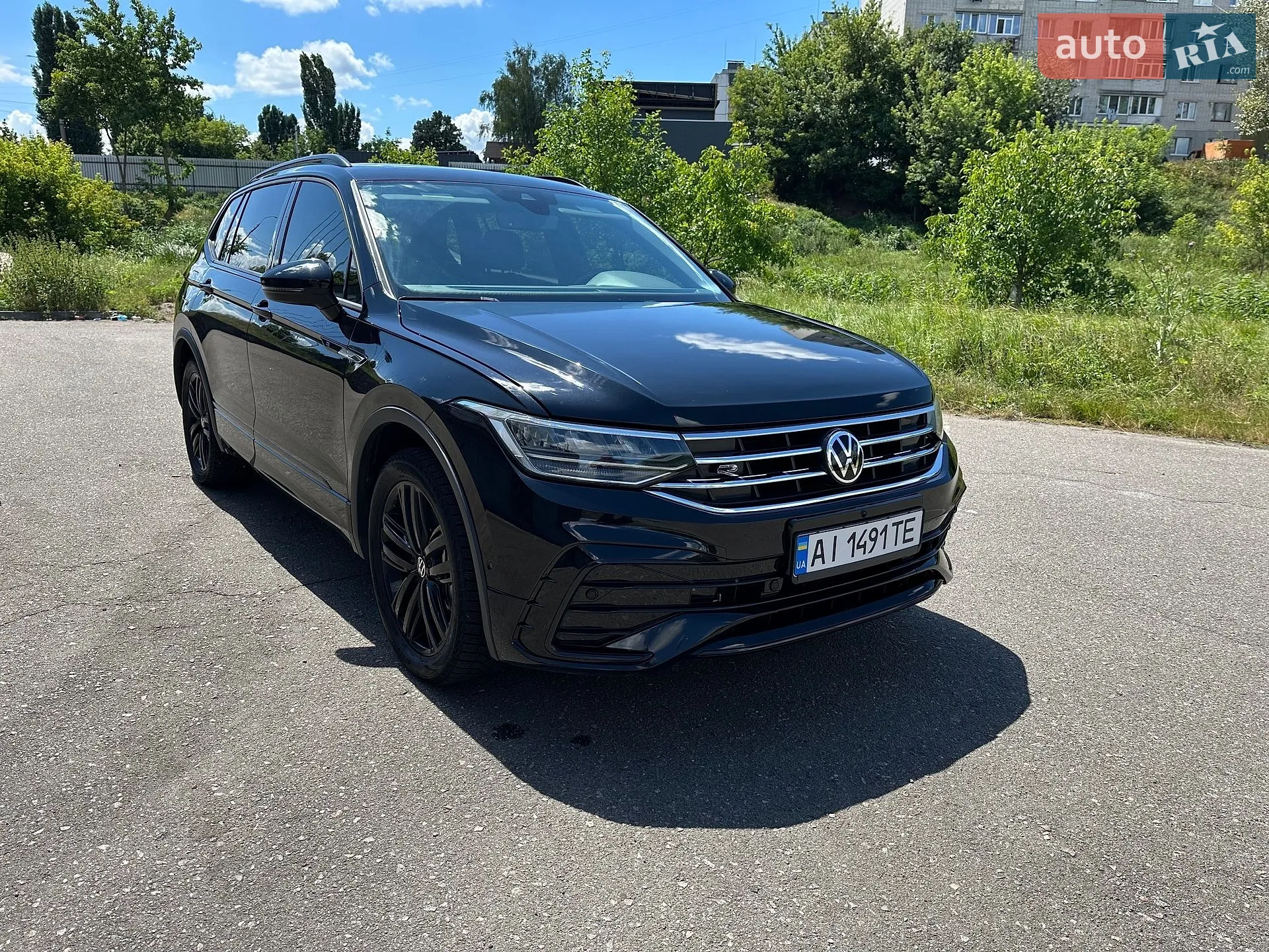 2022 Volkswagen Tiguan - фото 1