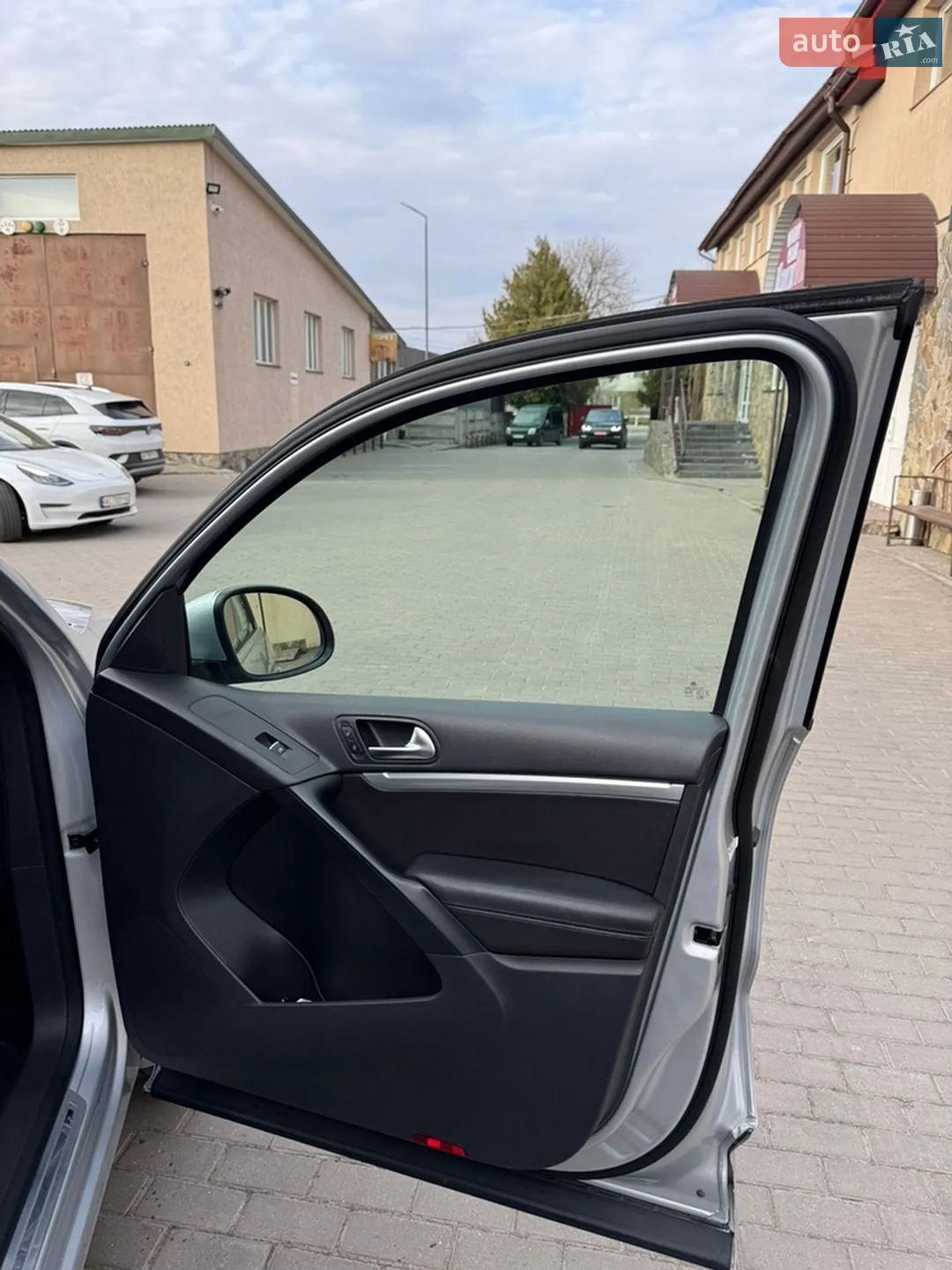 2015 Volkswagen Tiguan - мініатюра 81