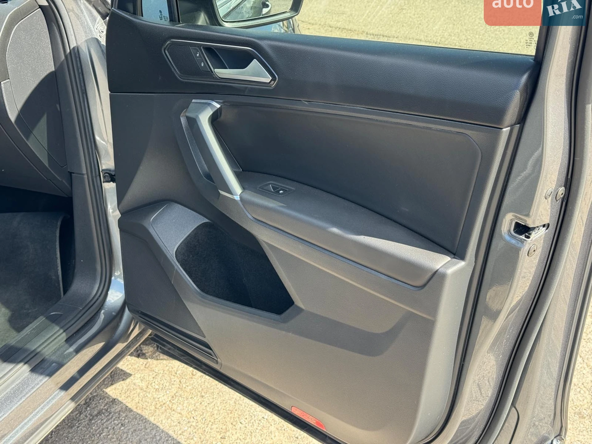 2018 Volkswagen Tiguan - мініатюра 26
