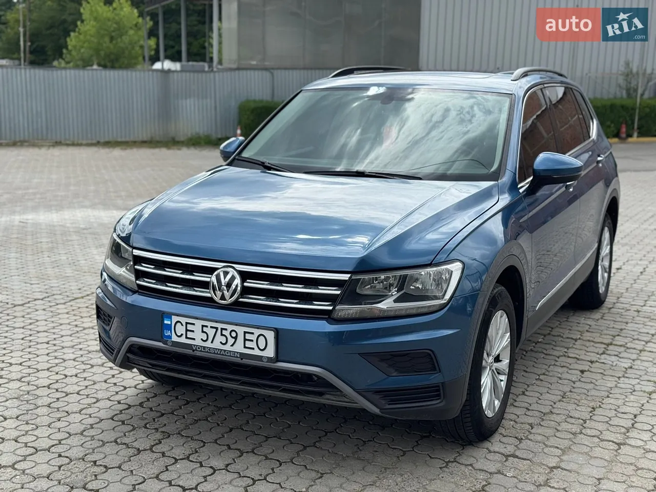 2016 Volkswagen Tiguan - мініатюра 18