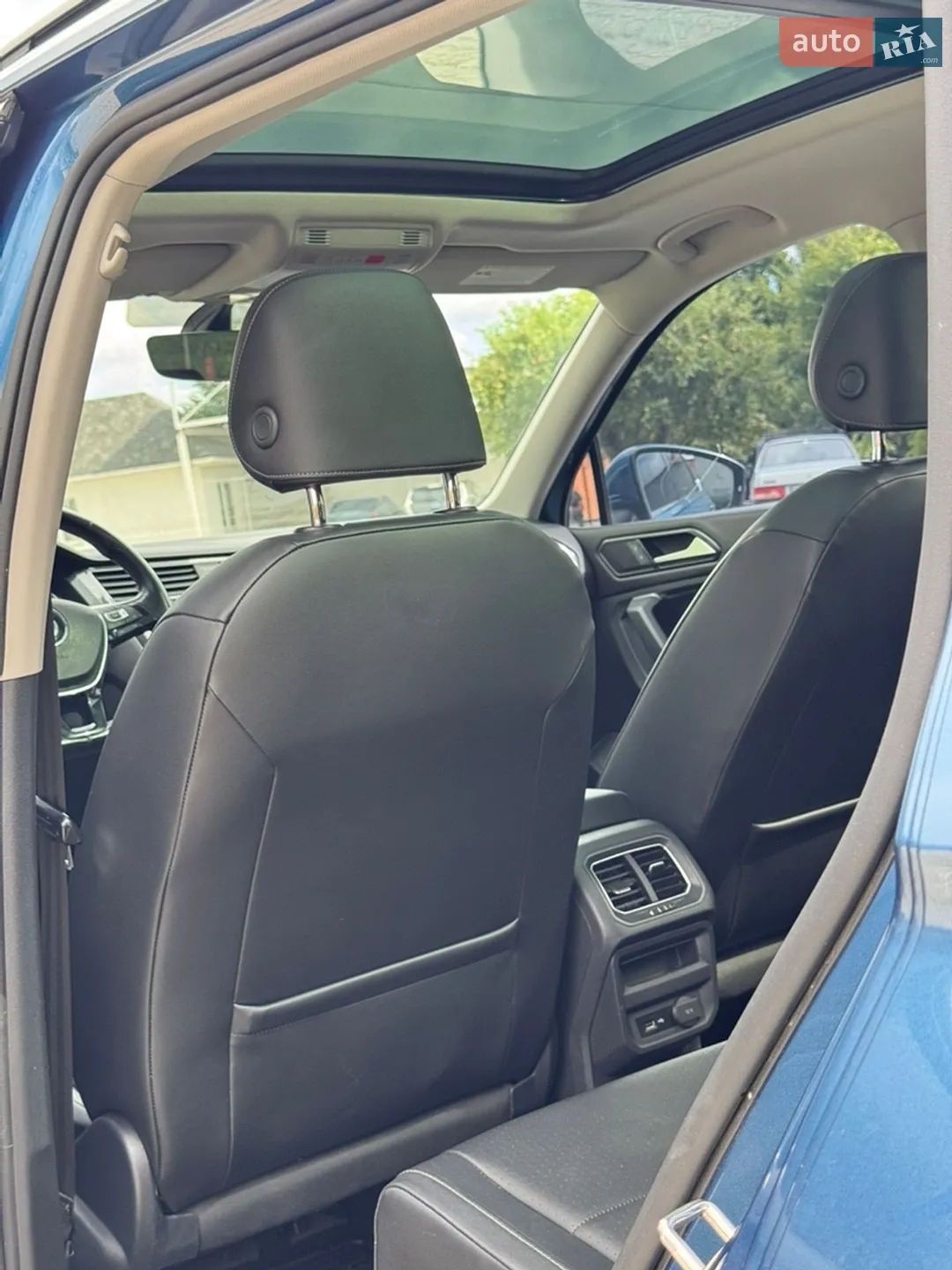 2017 Volkswagen Tiguan - мініатюра 13
