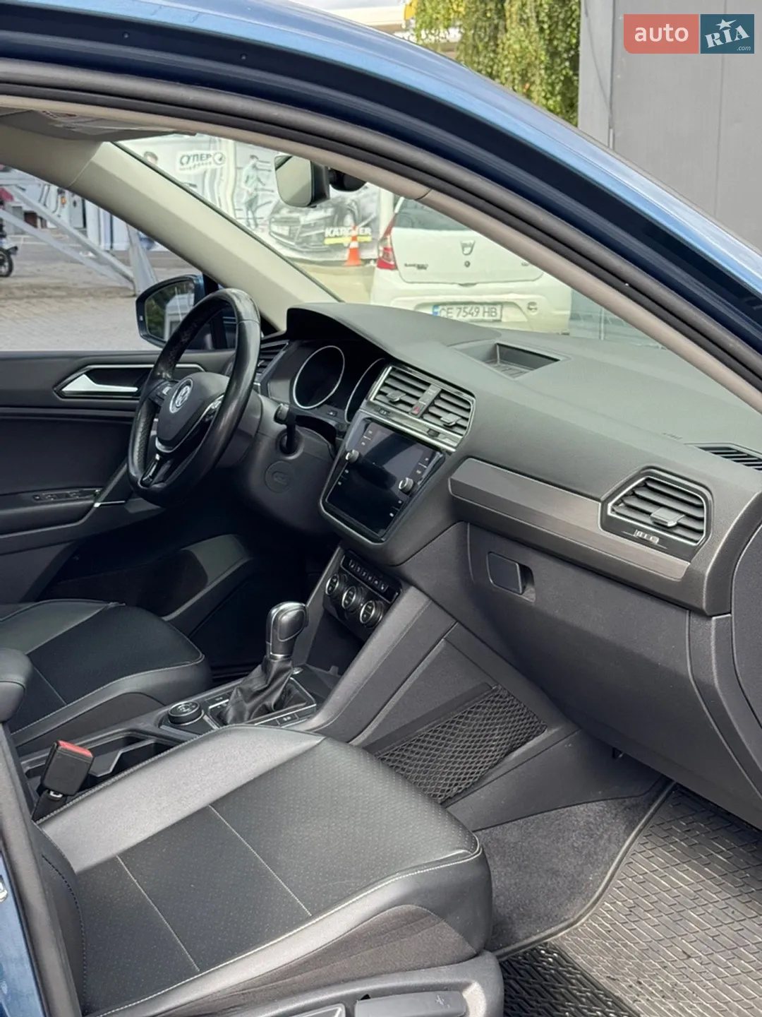 2017 Volkswagen Tiguan - мініатюра 18