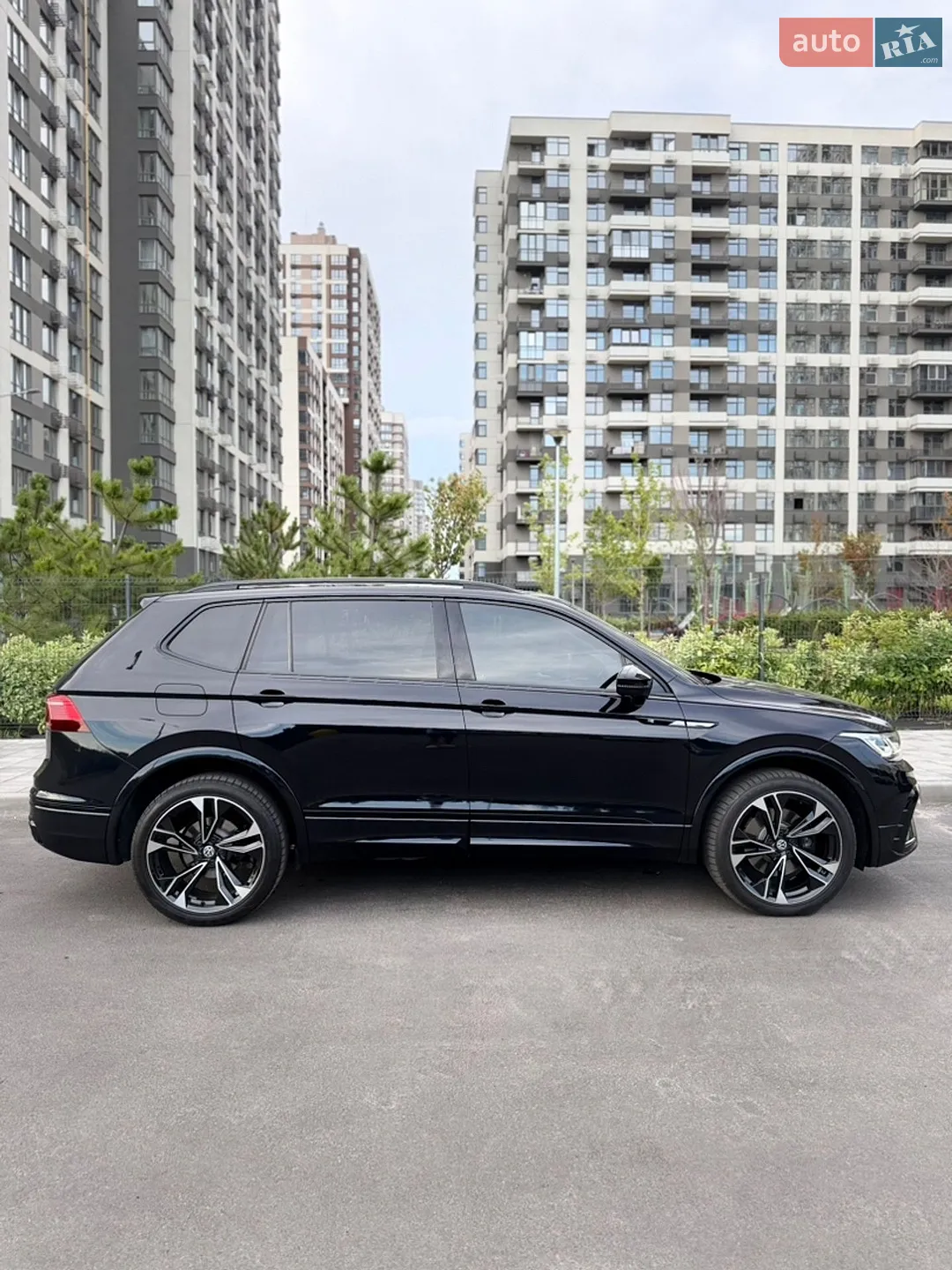 2021 Volkswagen Tiguan - мініатюра 5