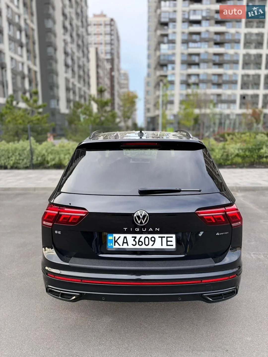 2021 Volkswagen Tiguan - мініатюра 11