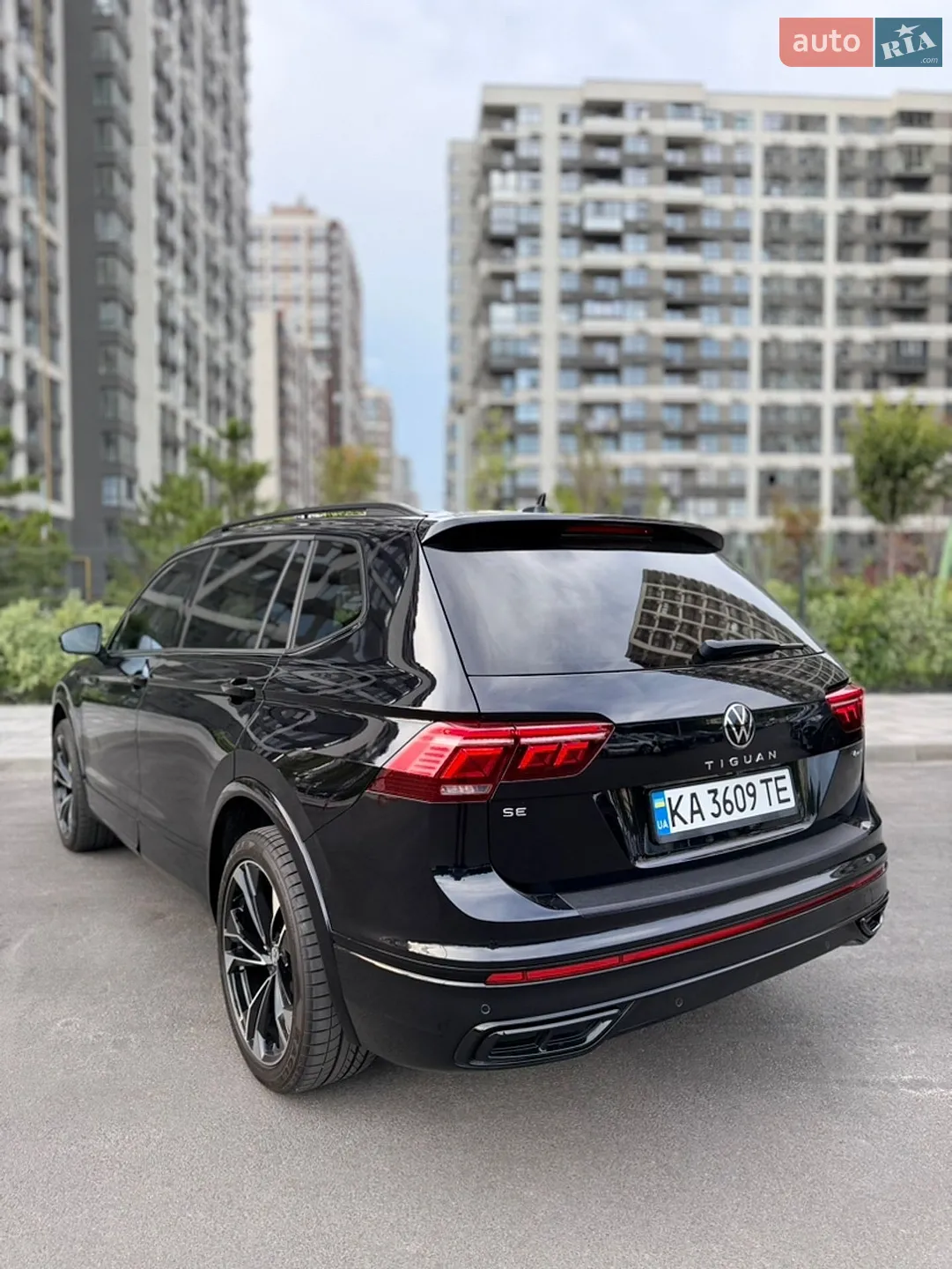 2021 Volkswagen Tiguan - мініатюра 16