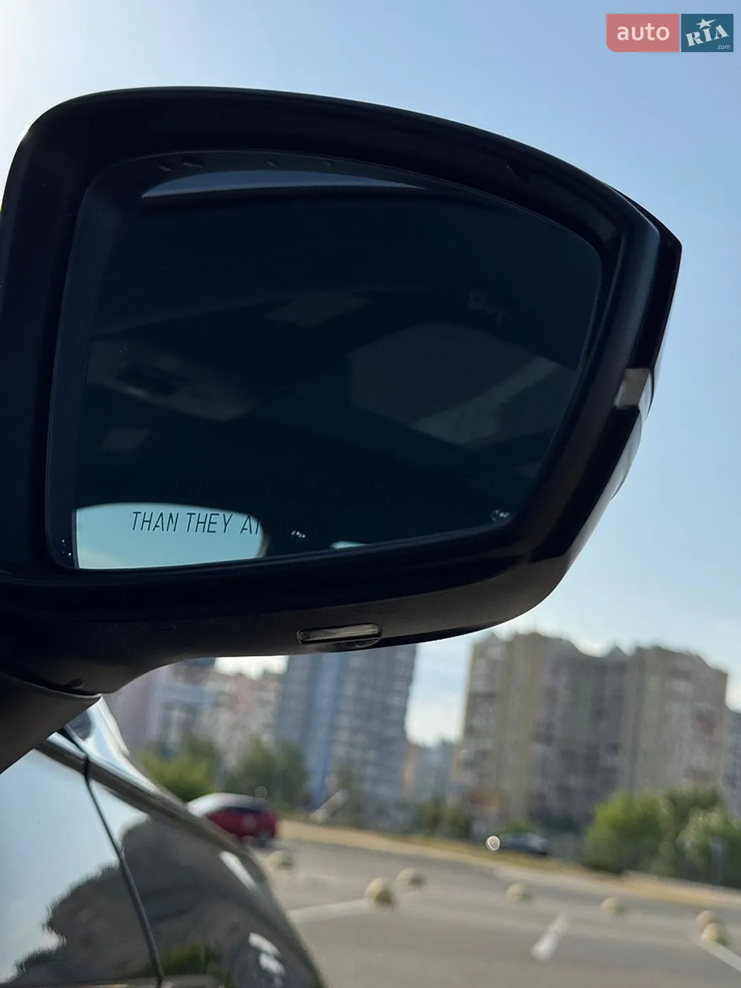 2019 Volkswagen Tiguan - мініатюра 24