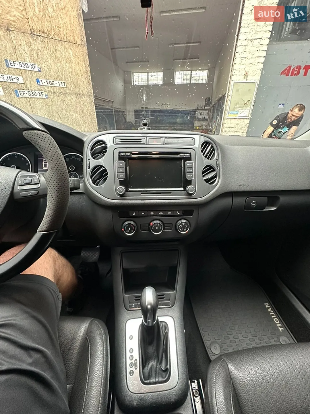 2014 Volkswagen Tiguan - мініатюра 17