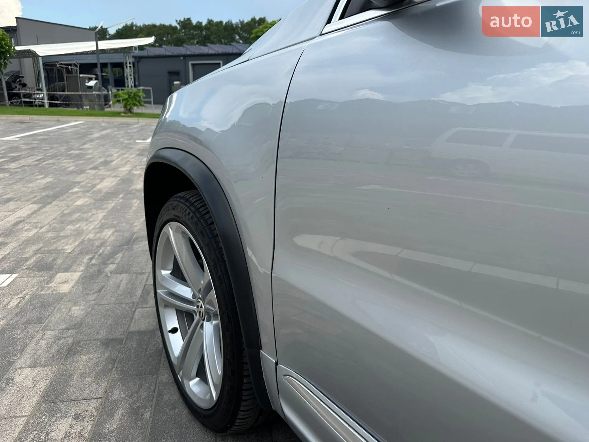 2015 Volkswagen Tiguan - мініатюра 38