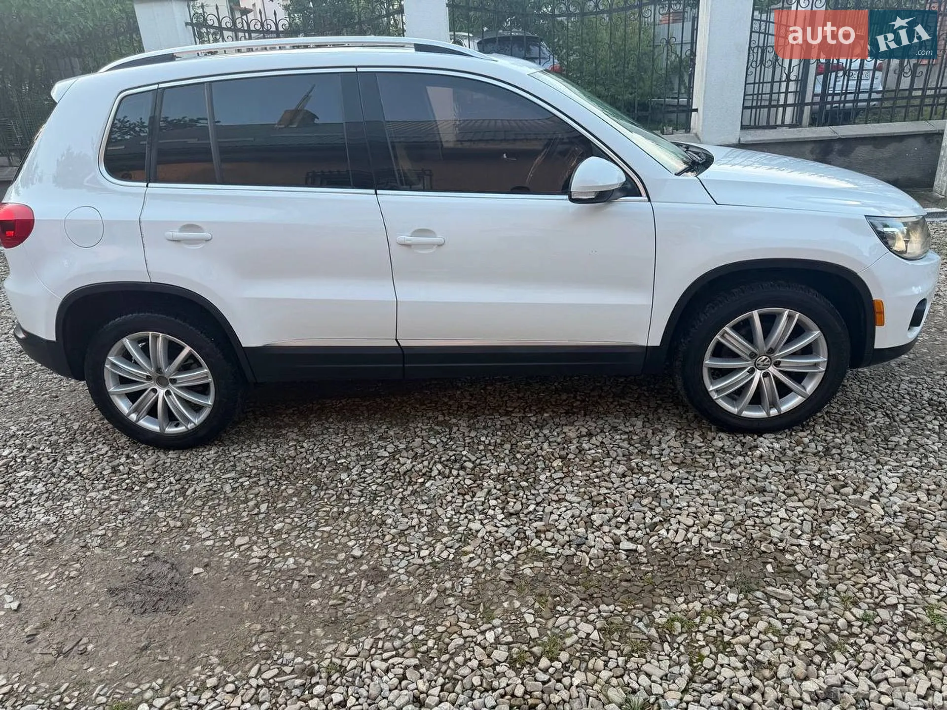 2016 Volkswagen Tiguan - мініатюра 4