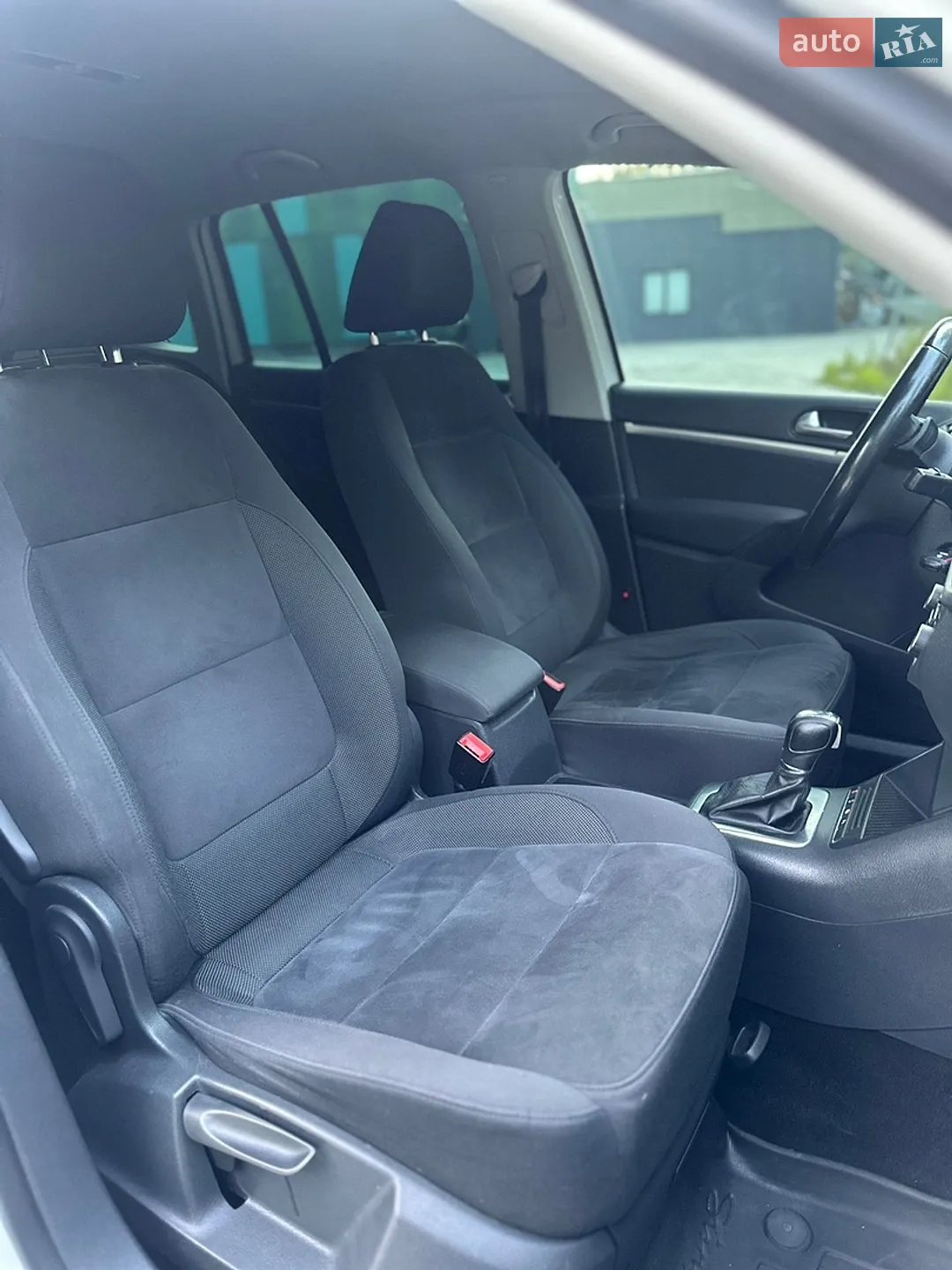 2012 Volkswagen Tiguan - мініатюра 17
