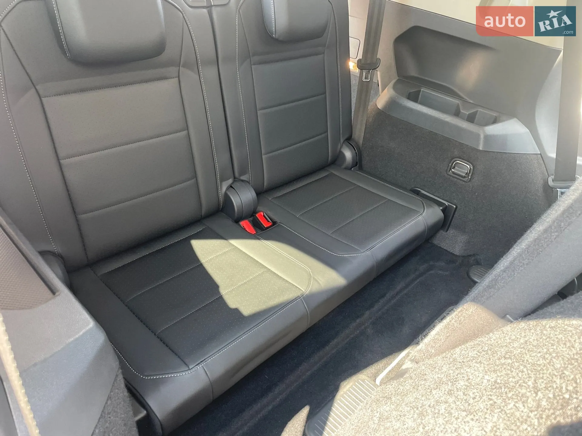 2018 Volkswagen Tiguan - мініатюра 31