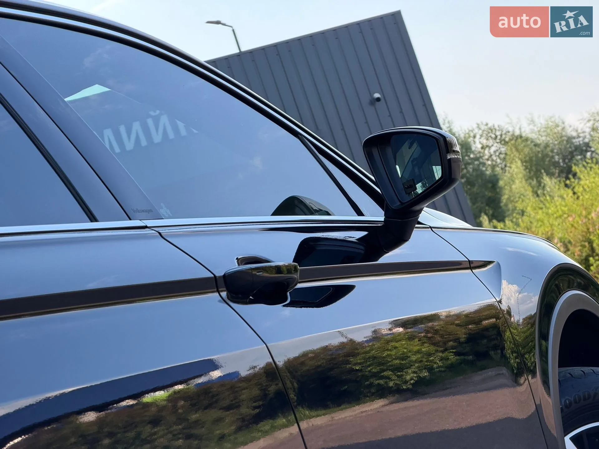 2021 Volkswagen Tiguan - мініатюра 70