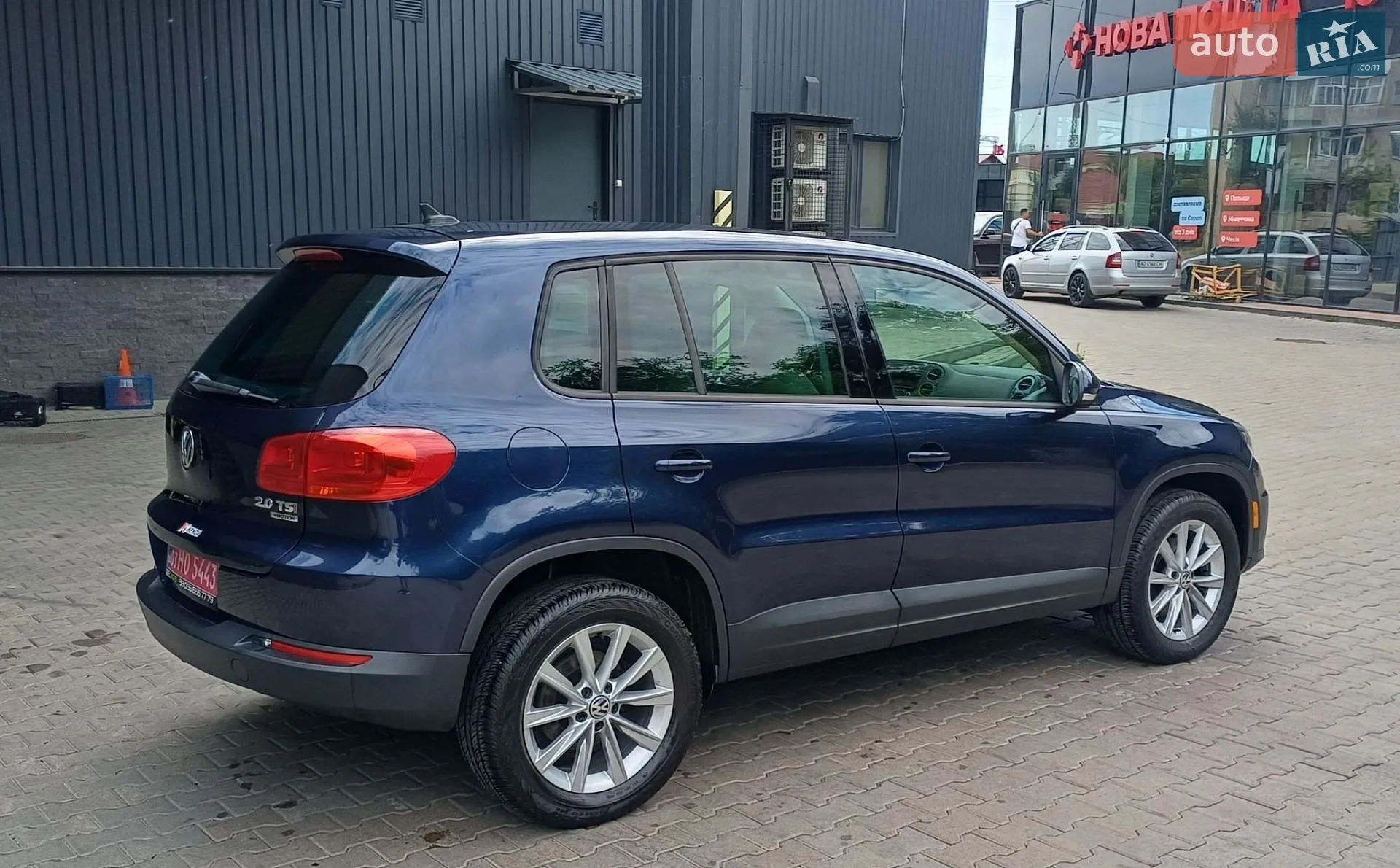 2015 Volkswagen Tiguan - мініатюра 9