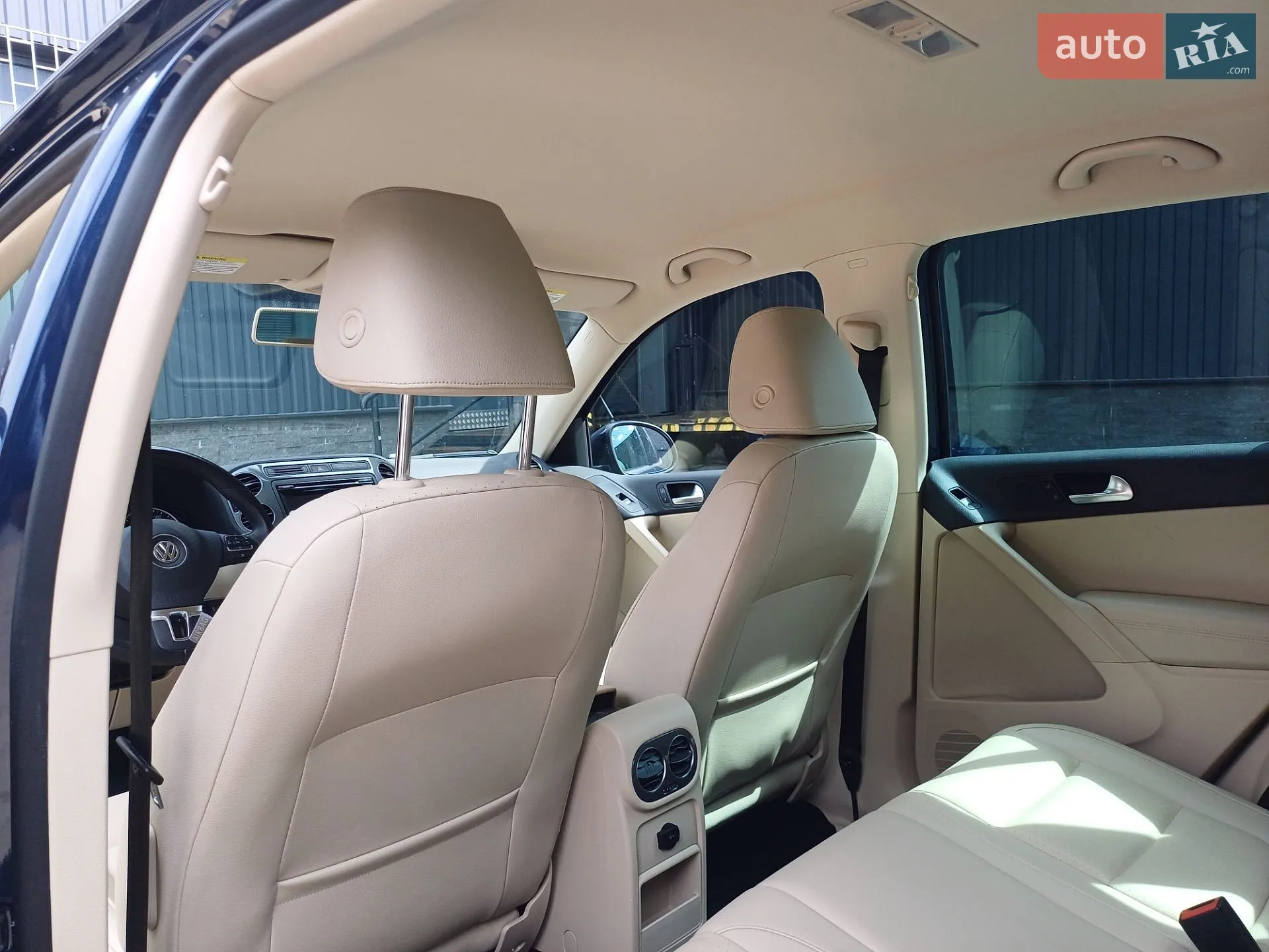 2015 Volkswagen Tiguan - мініатюра 32