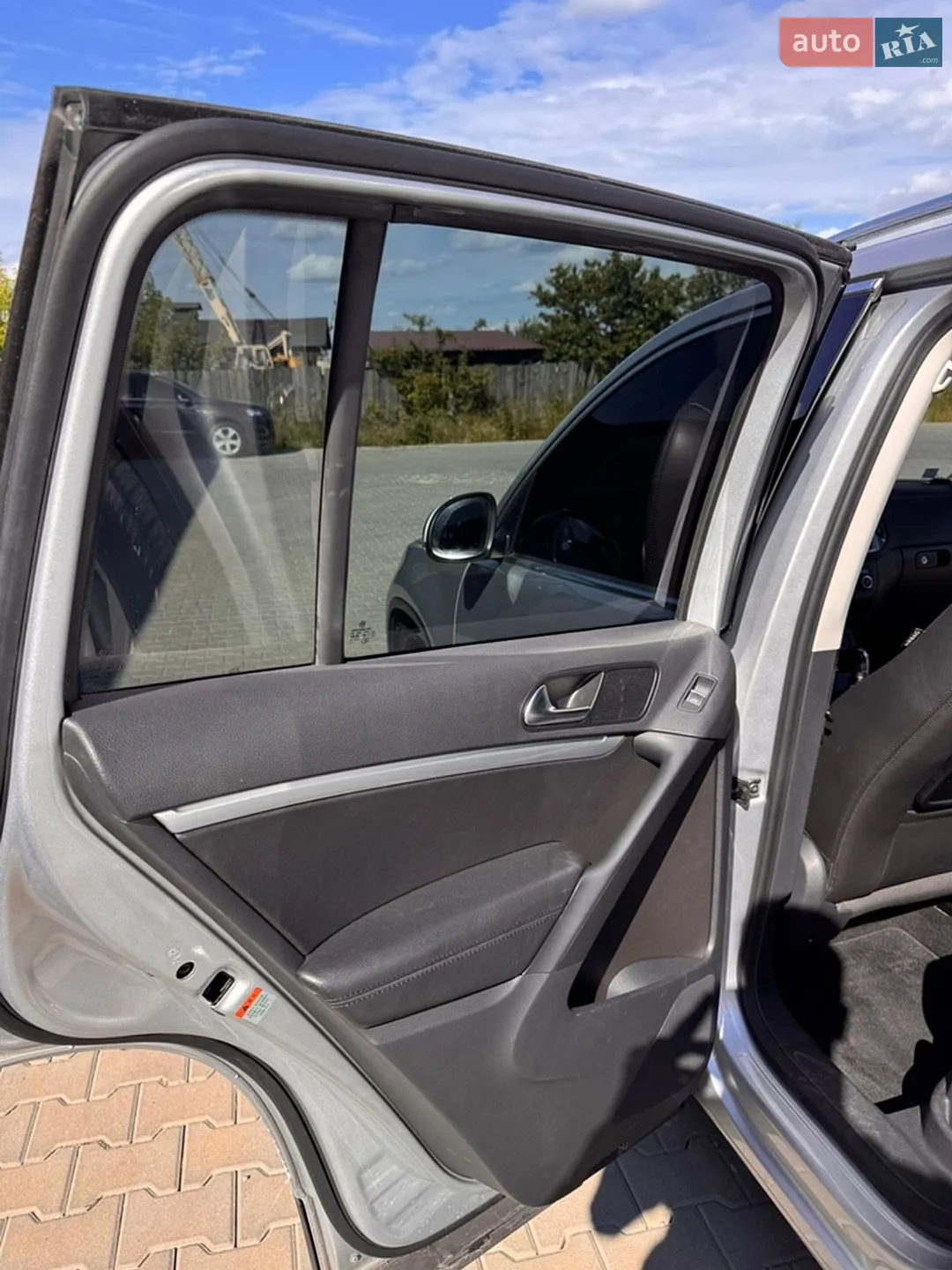 2015 Volkswagen Tiguan - мініатюра 28