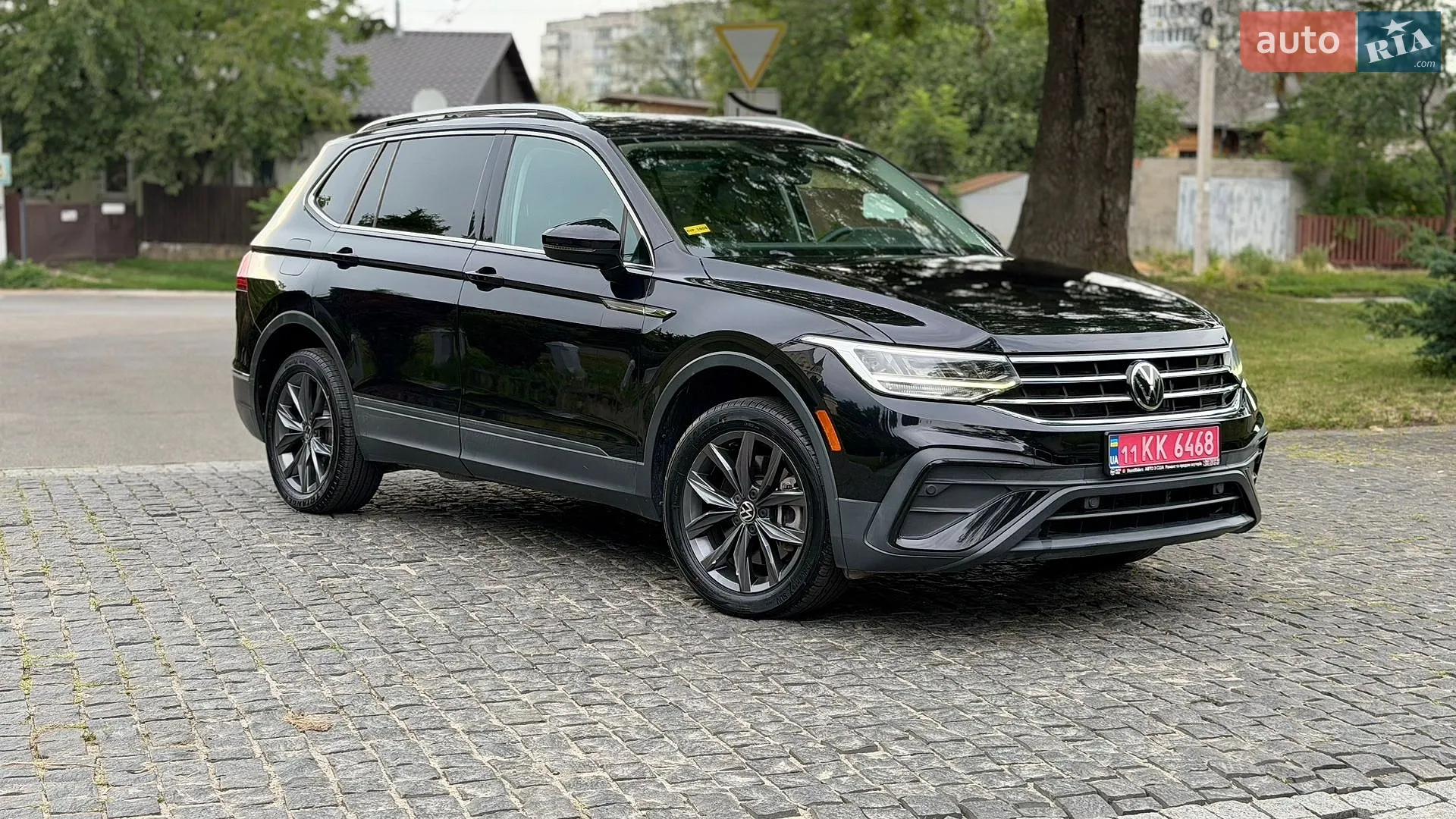 2022 Volkswagen Tiguan - фото 1