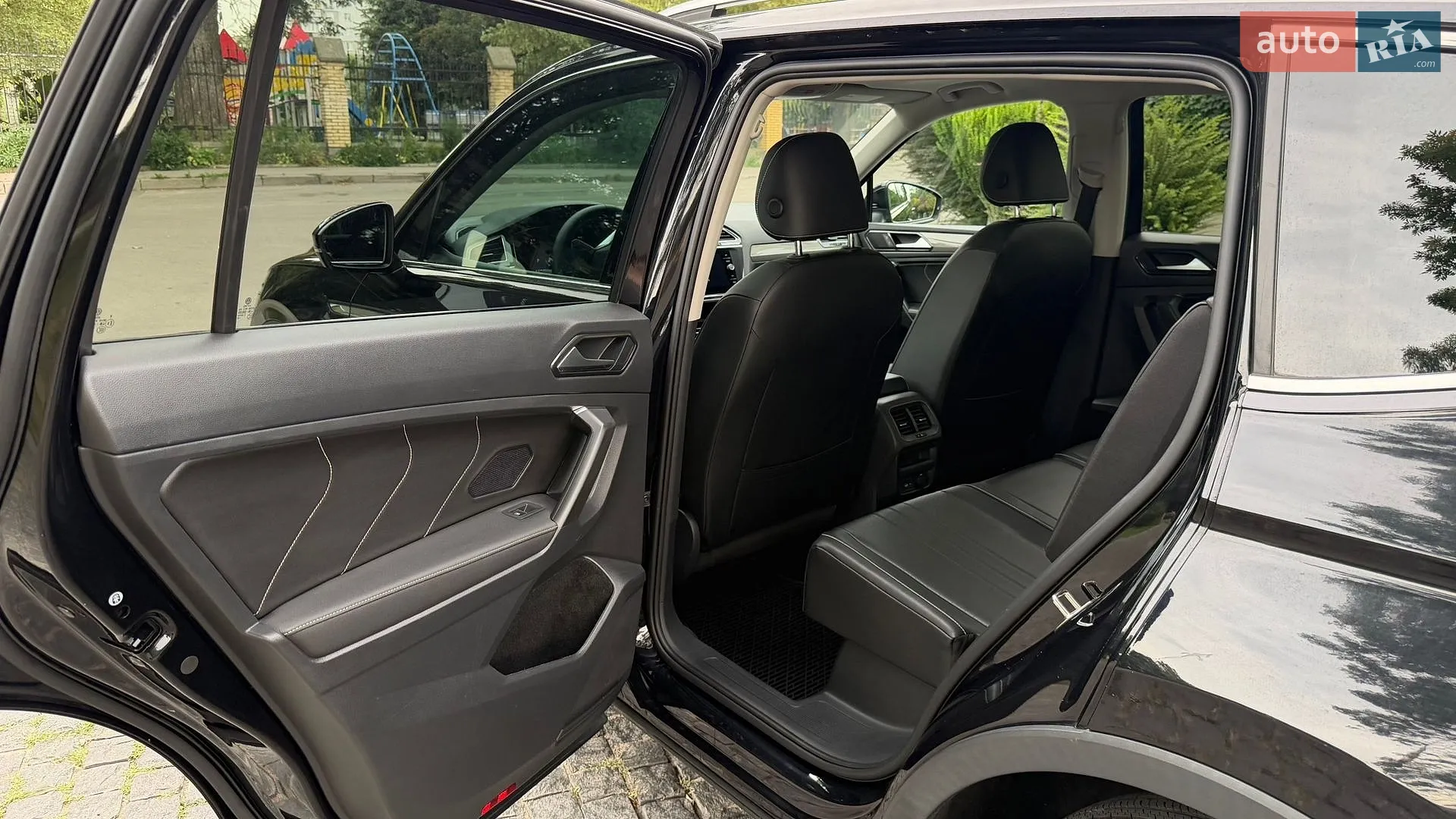 2022 Volkswagen Tiguan - мініатюра 15