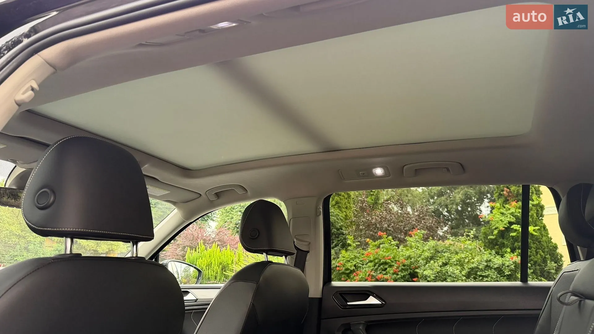 2022 Volkswagen Tiguan - мініатюра 16
