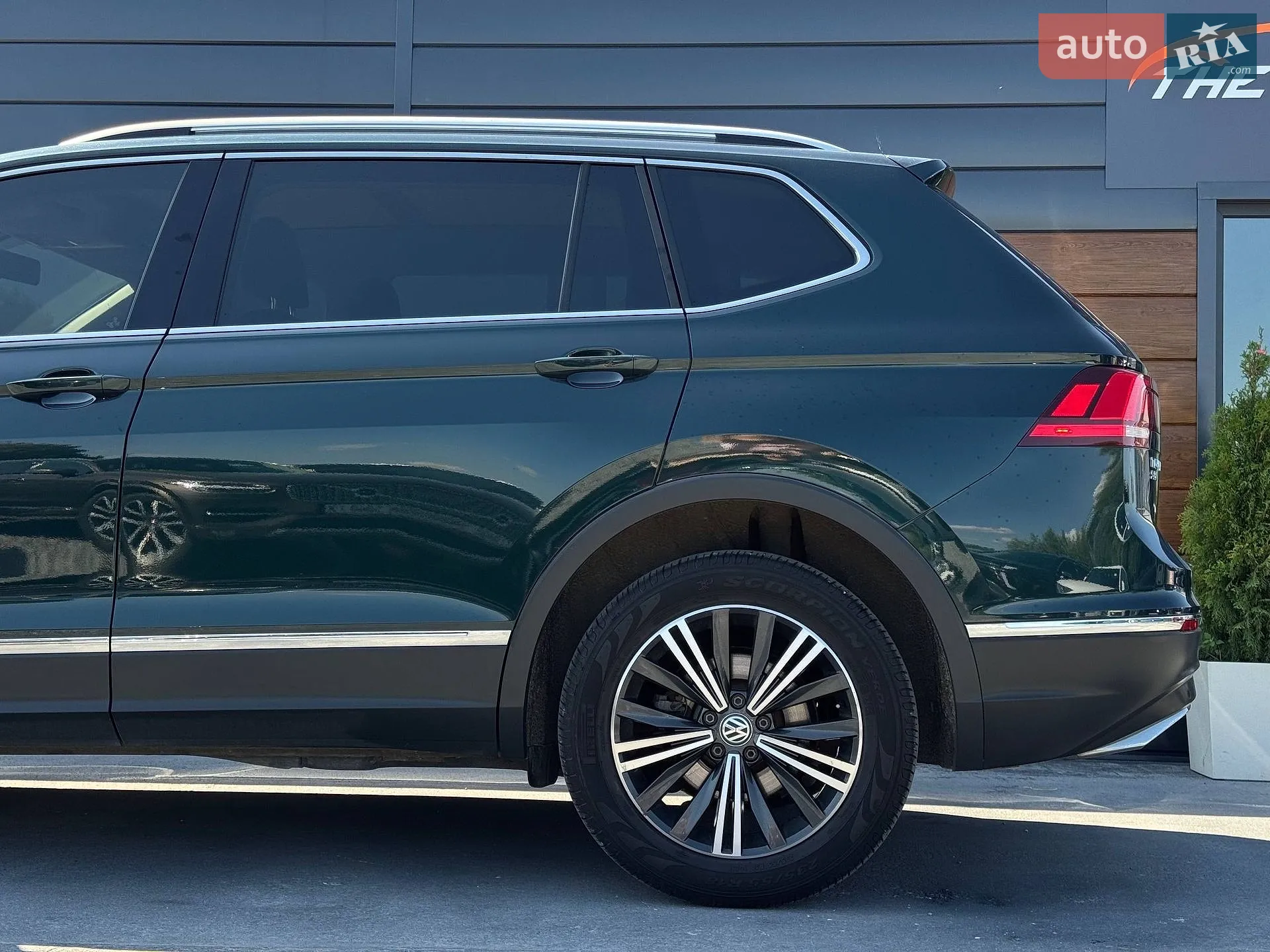 2019 Volkswagen Tiguan - мініатюра 17