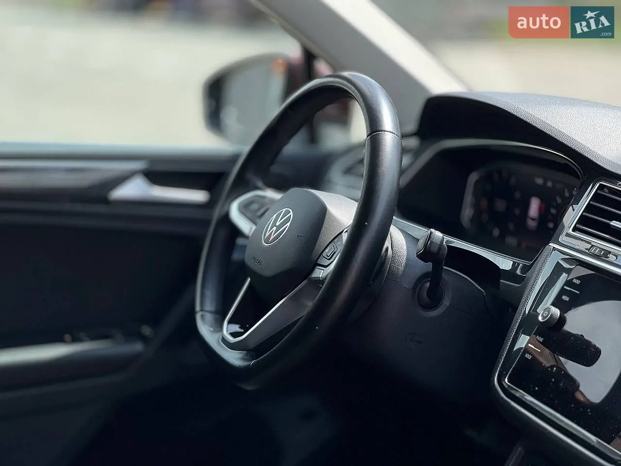 2021 Volkswagen Tiguan - мініатюра 65