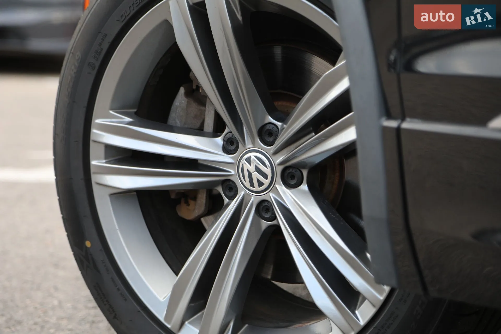 2018 Volkswagen Tiguan - мініатюра 13