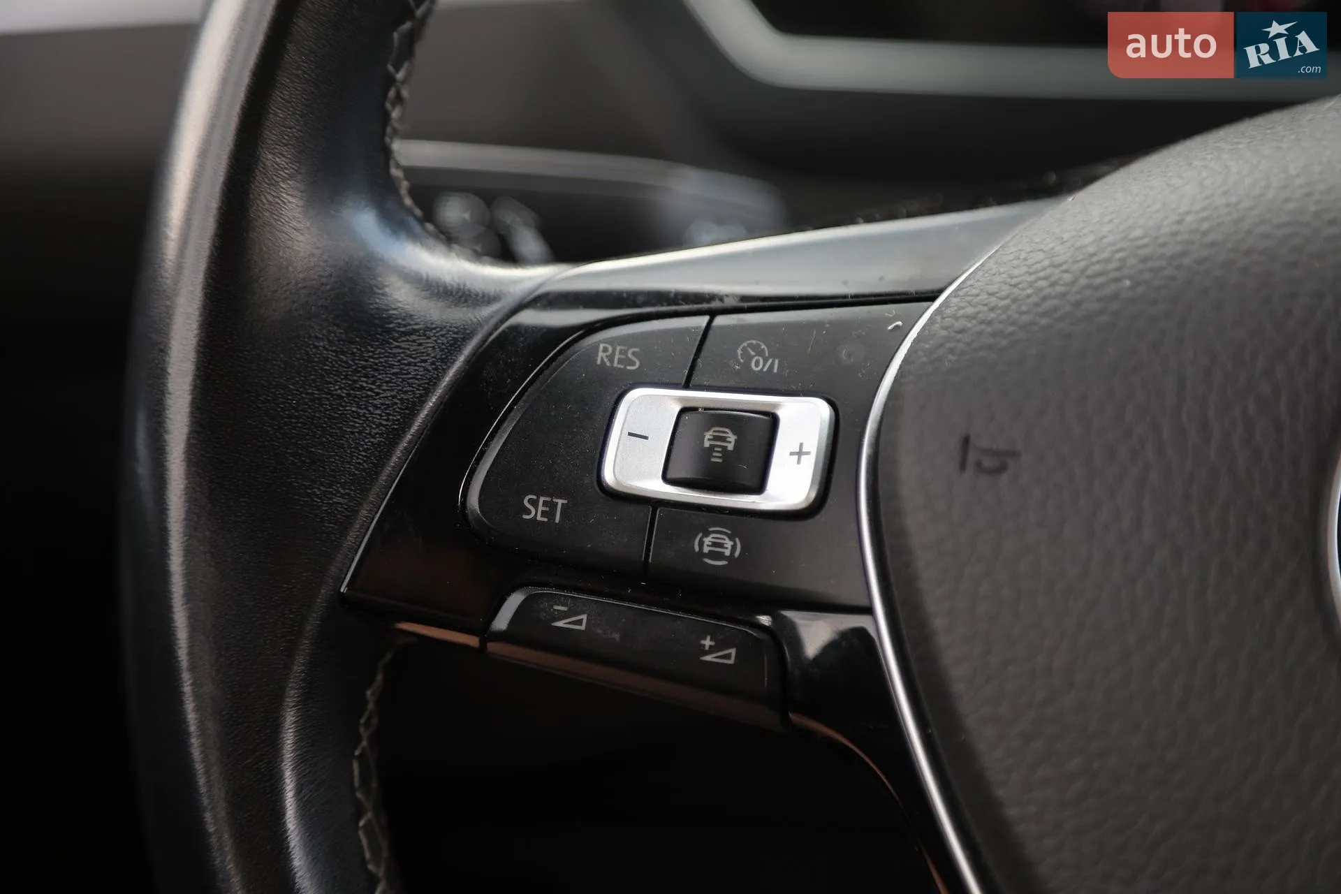 2018 Volkswagen Tiguan - мініатюра 28