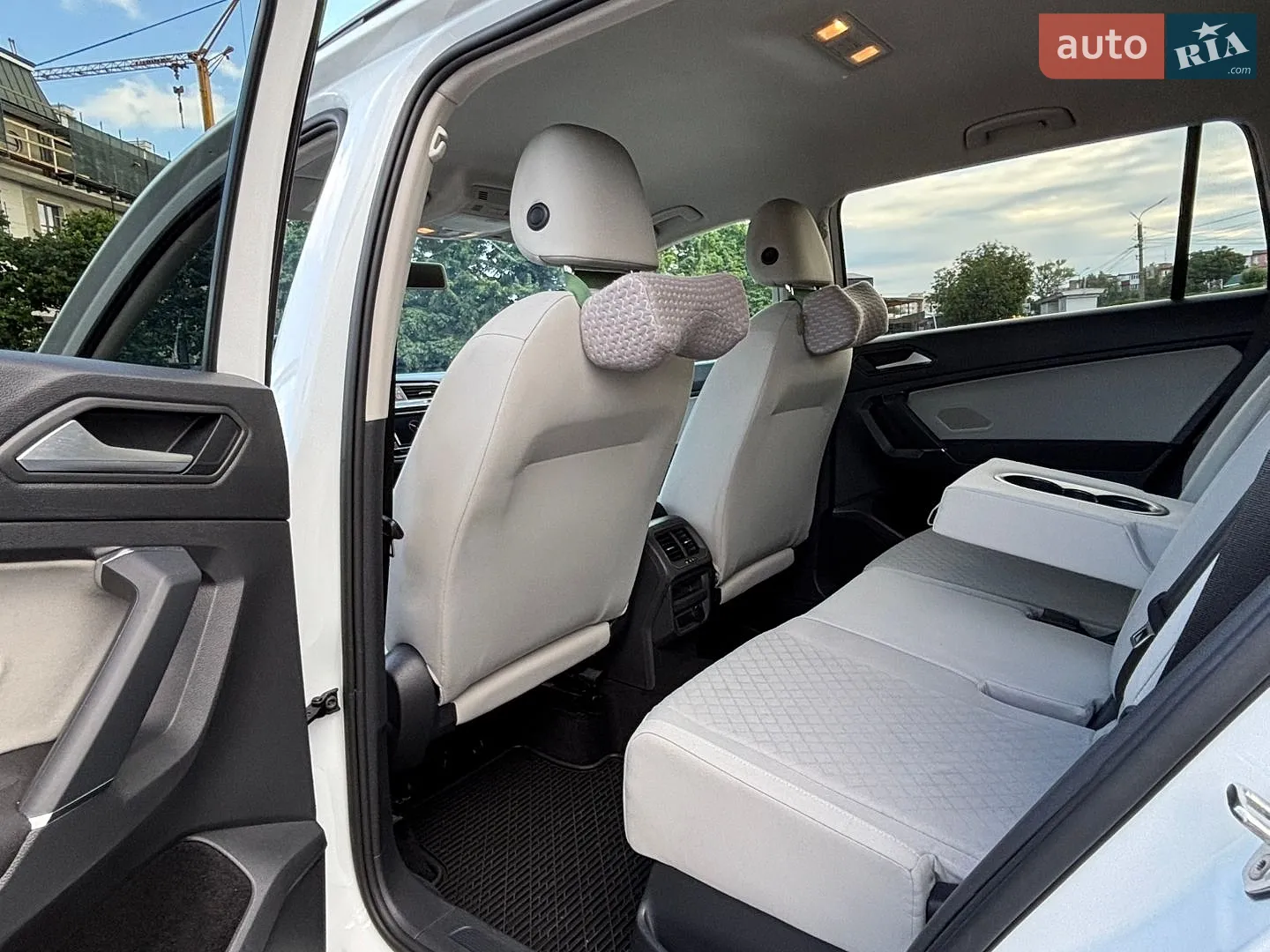 2020 Volkswagen Tiguan - мініатюра 18