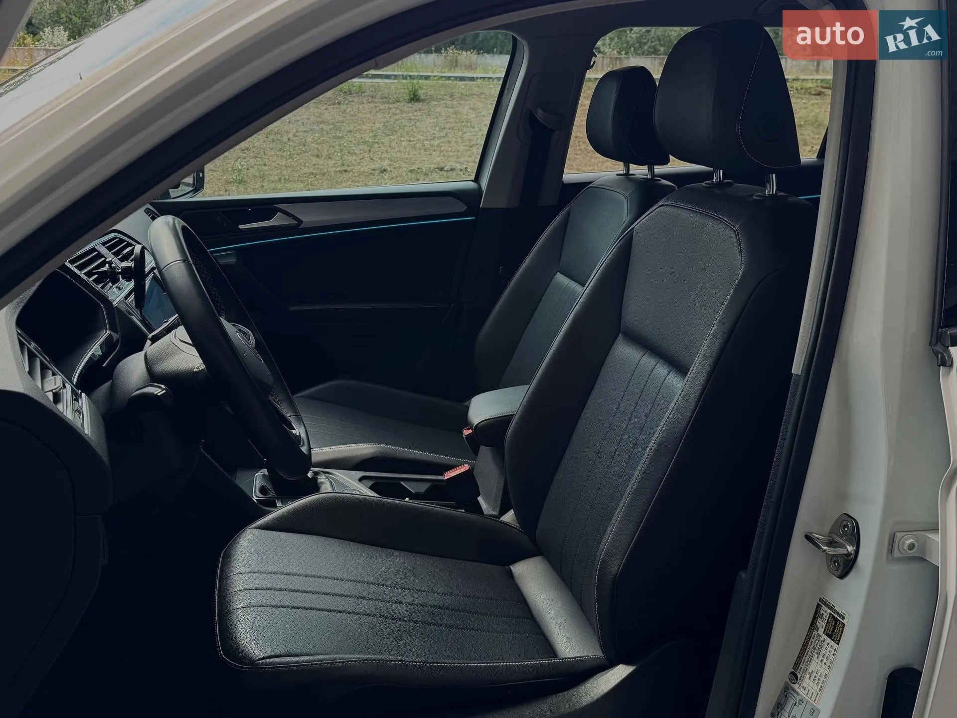 2021 Volkswagen Tiguan - мініатюра 10