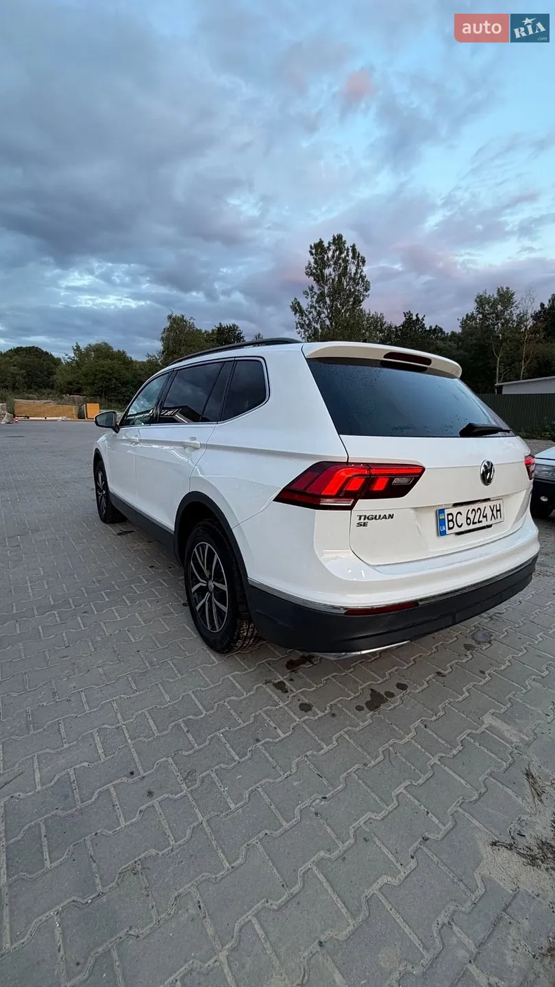 2021 Volkswagen Tiguan - мініатюра 2