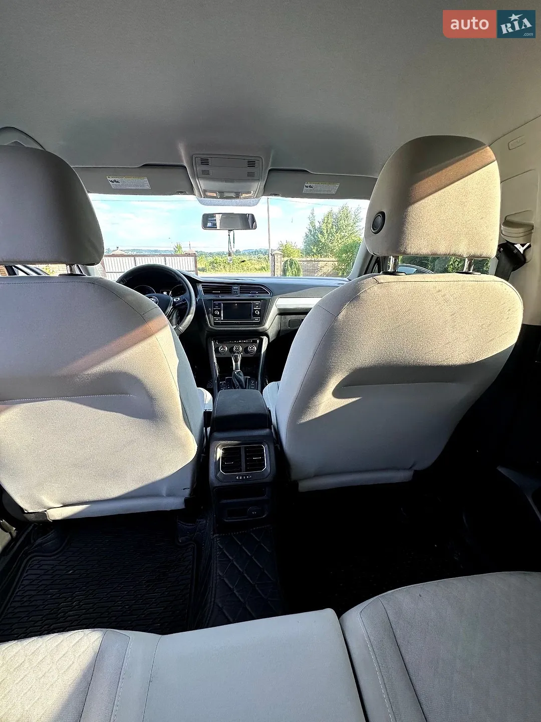 2017 Volkswagen Tiguan - мініатюра 17