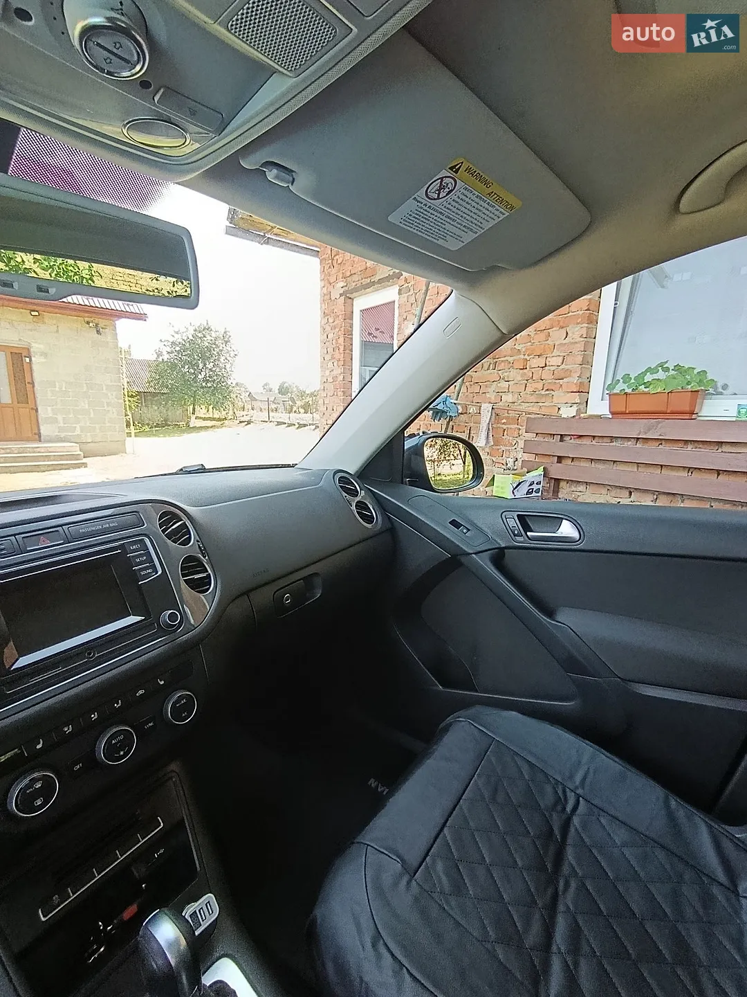 2016 Volkswagen Tiguan - мініатюра 17
