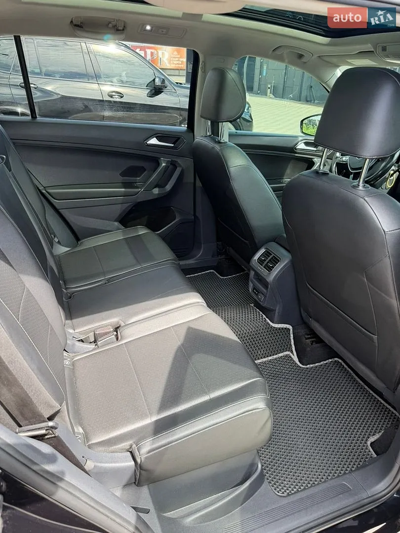 2017 Volkswagen Tiguan - мініатюра 41