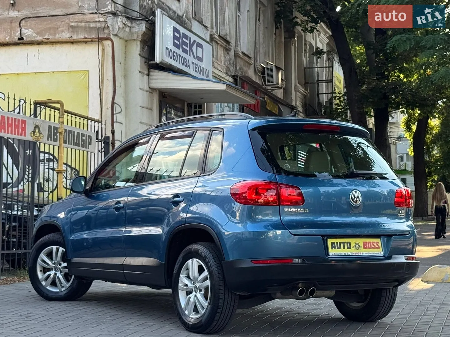 2016 Volkswagen Tiguan - мініатюра 8