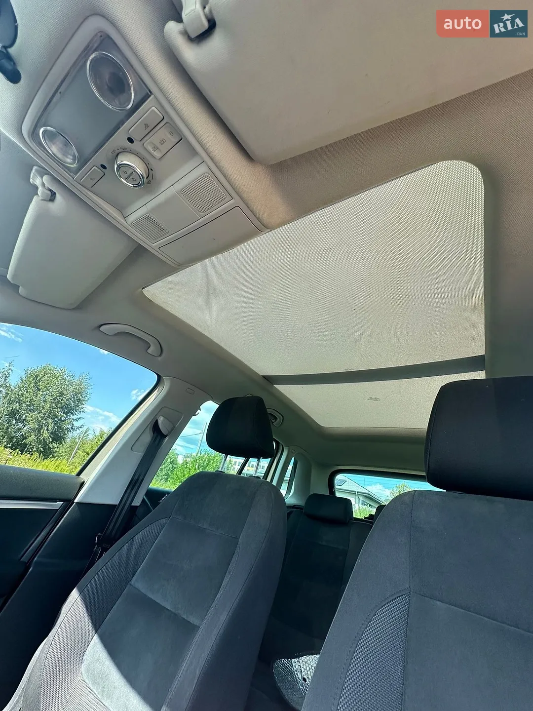 2011 Volkswagen Tiguan - мініатюра 17