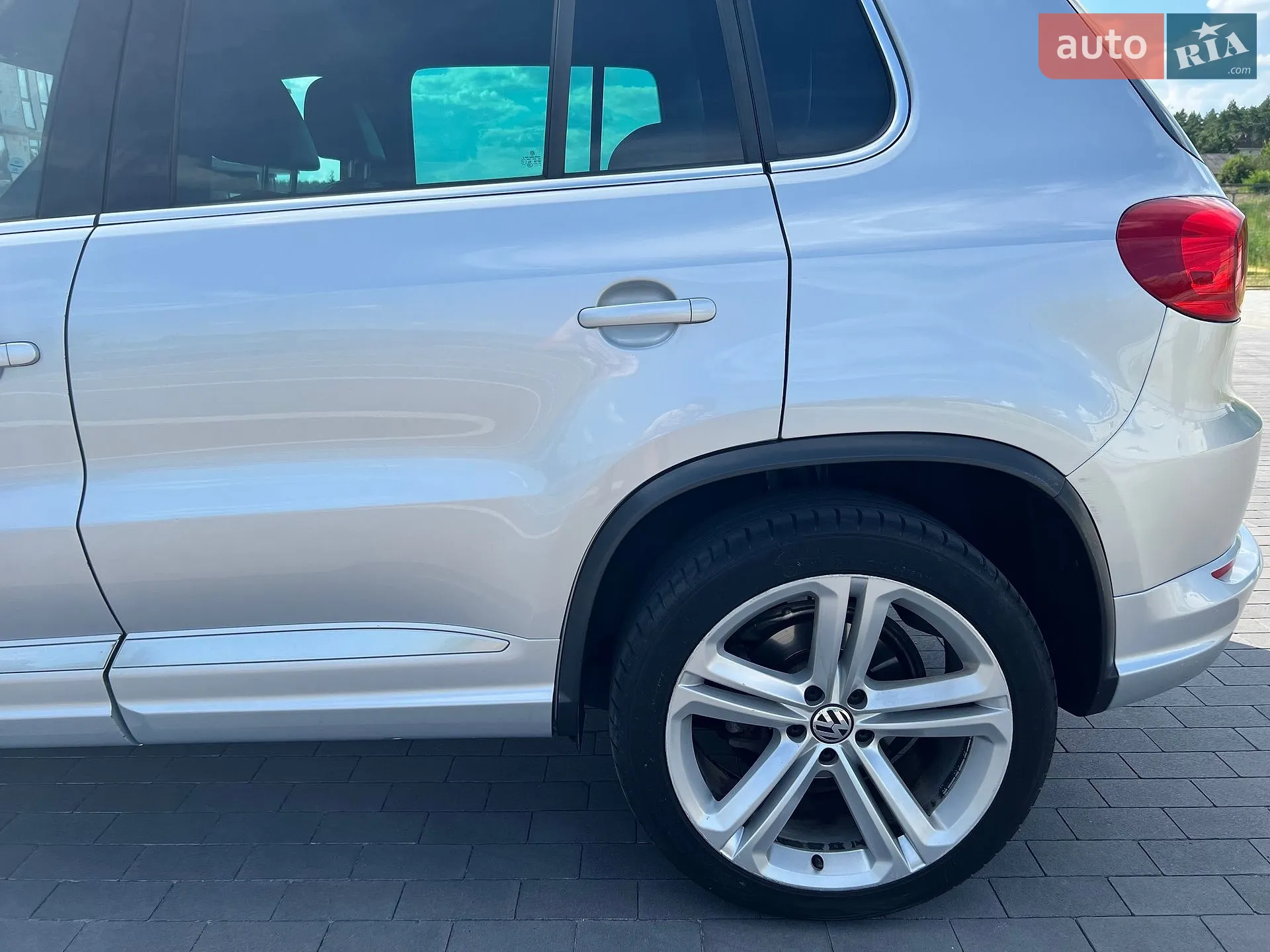 2015 Volkswagen Tiguan - мініатюра 5