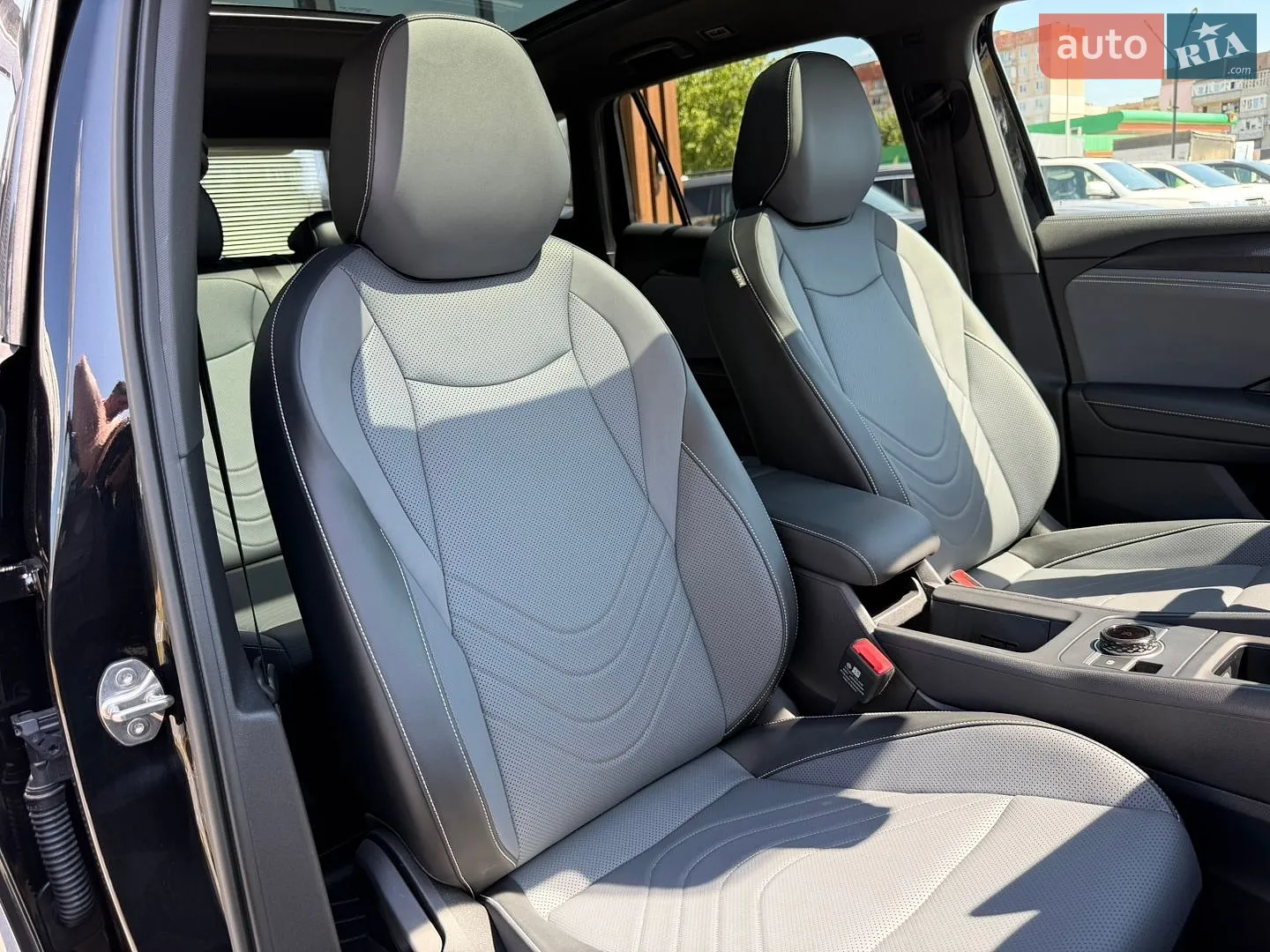 2025 Volkswagen Tiguan - мініатюра 36