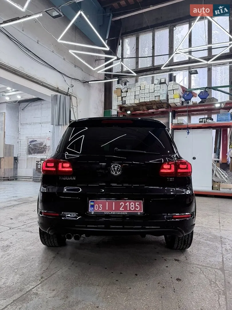 2016 Volkswagen Tiguan - мініатюра 10