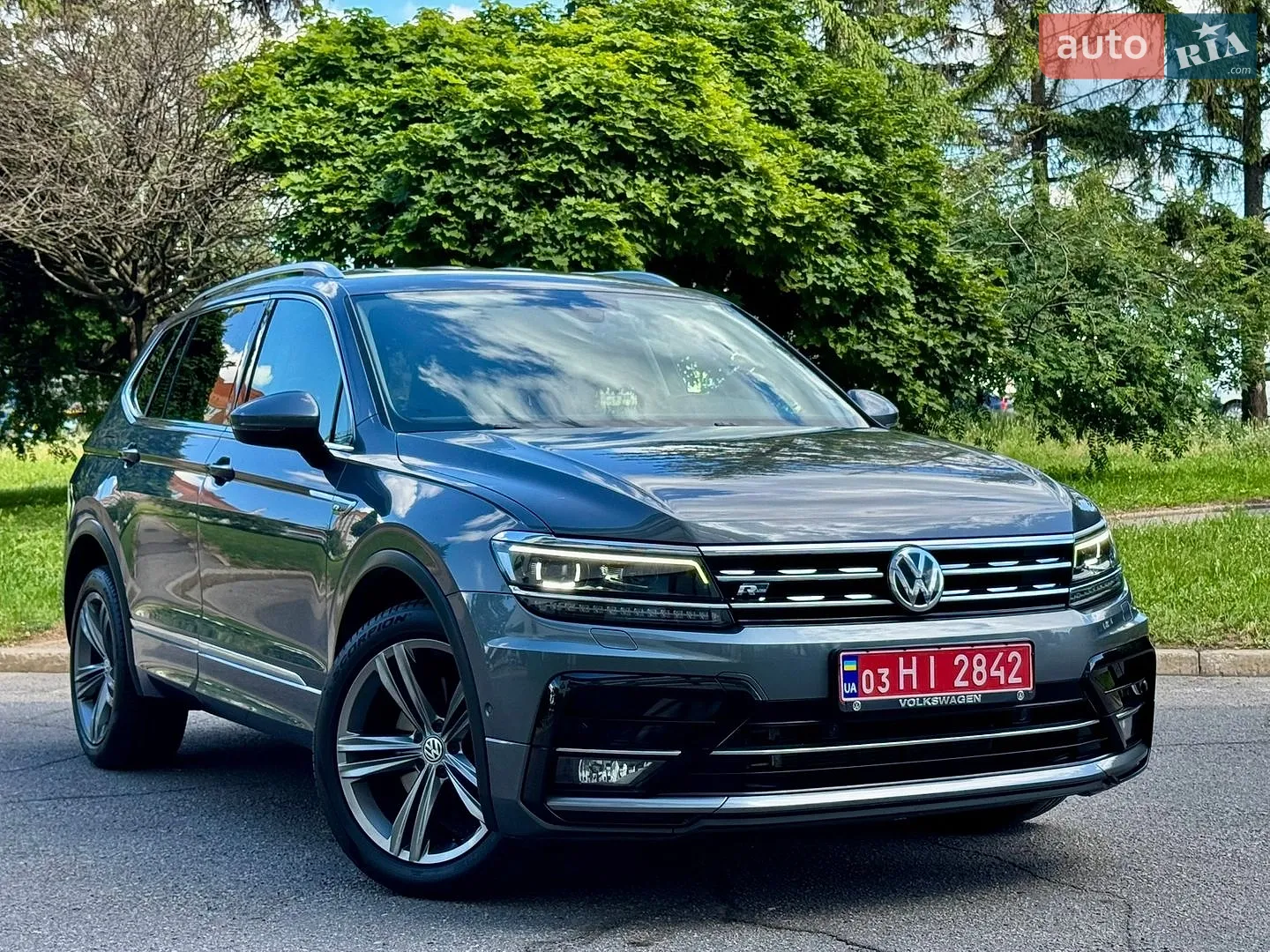 2019 Volkswagen Tiguan - фото 1