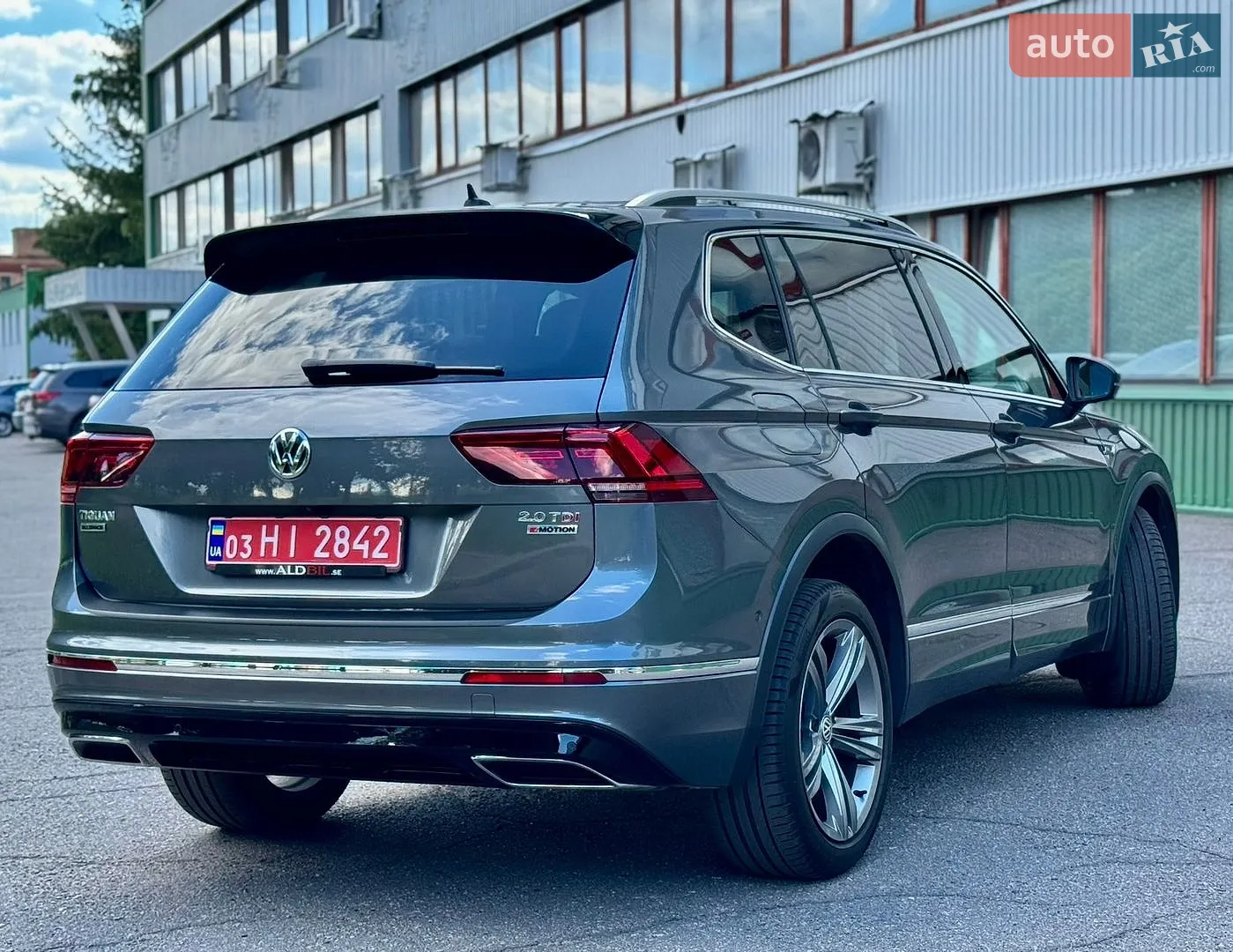 2019 Volkswagen Tiguan - мініатюра 8