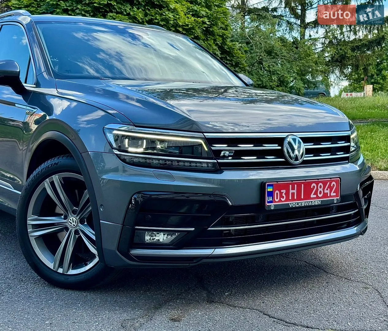2019 Volkswagen Tiguan - мініатюра 11