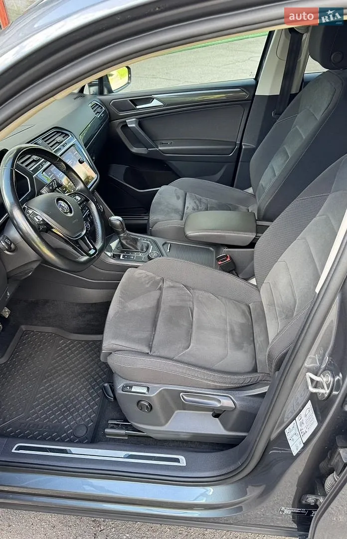 2019 Volkswagen Tiguan - мініатюра 24