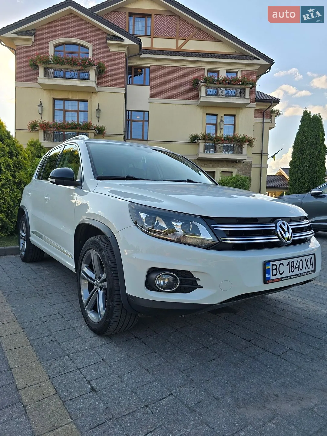 2016 Volkswagen Tiguan - фото 1