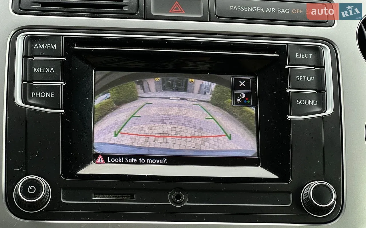 2016 Volkswagen Tiguan - мініатюра 17